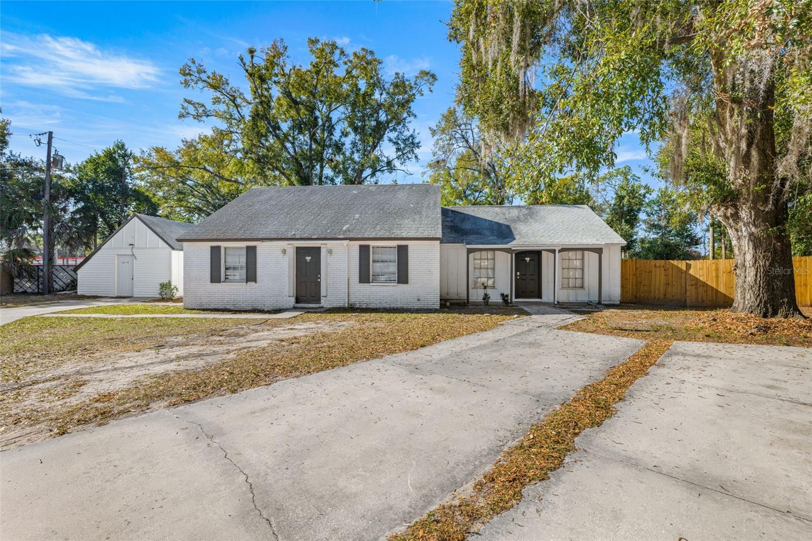 1403 COLLEGE PARK LN, TAMPA, FL — photo 2