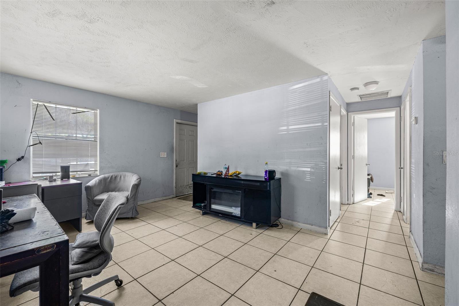 1403 COLLEGE PARK LN, TAMPA, FL — photo 12