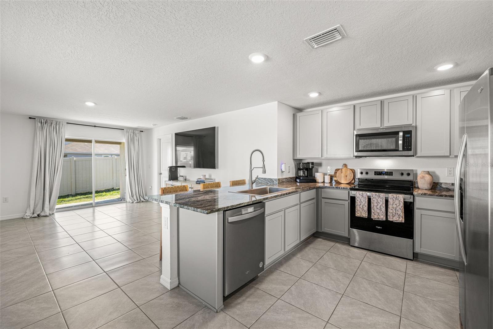 13581 MOUNT IVY CT, DADE CITY, FL — photo 18