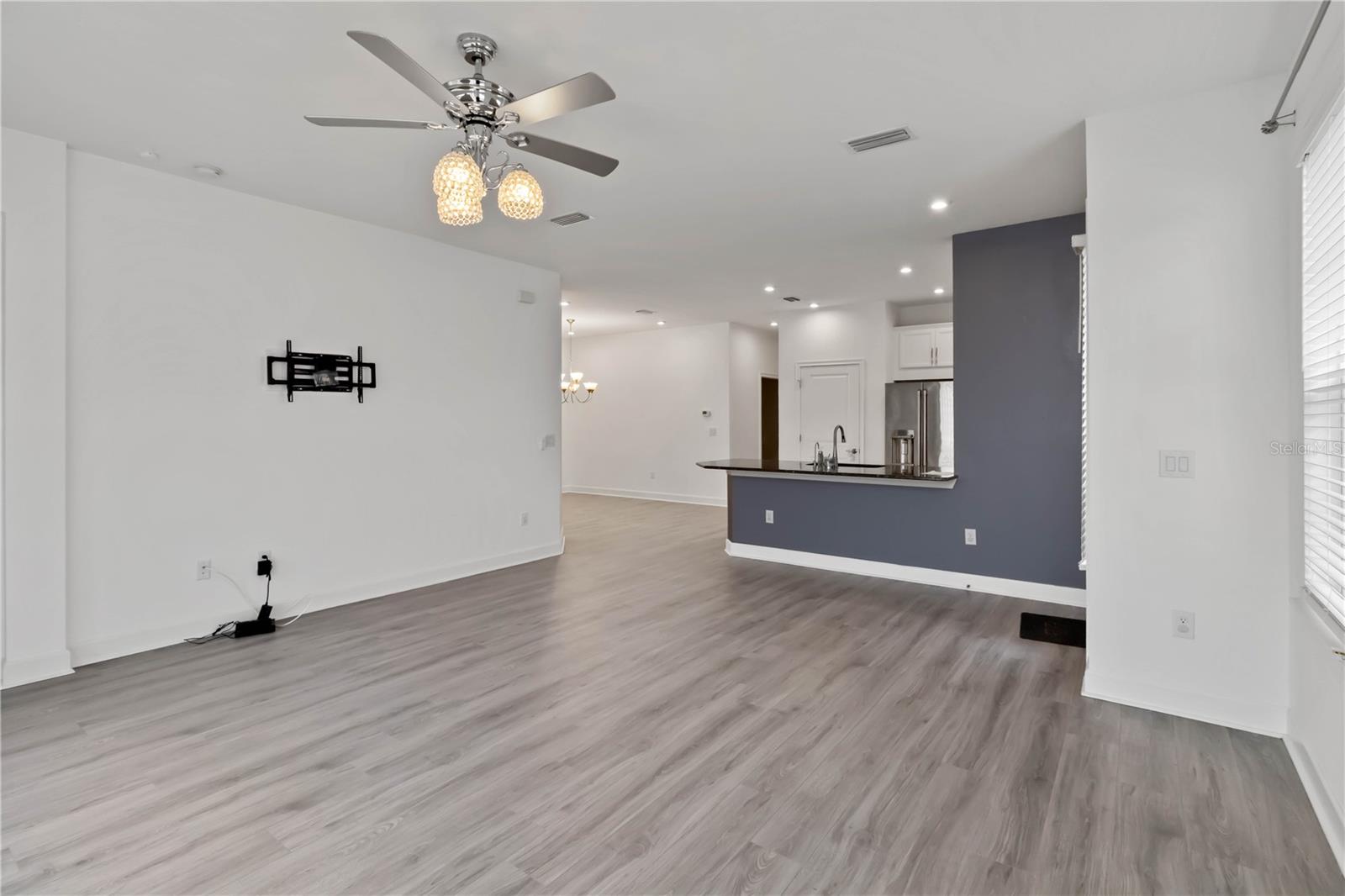 10934 WENDOVER DR, PALMETTO, FL — photo 3