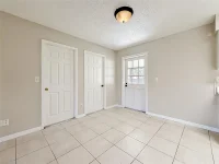 109 E CHESTER ST — photo 13