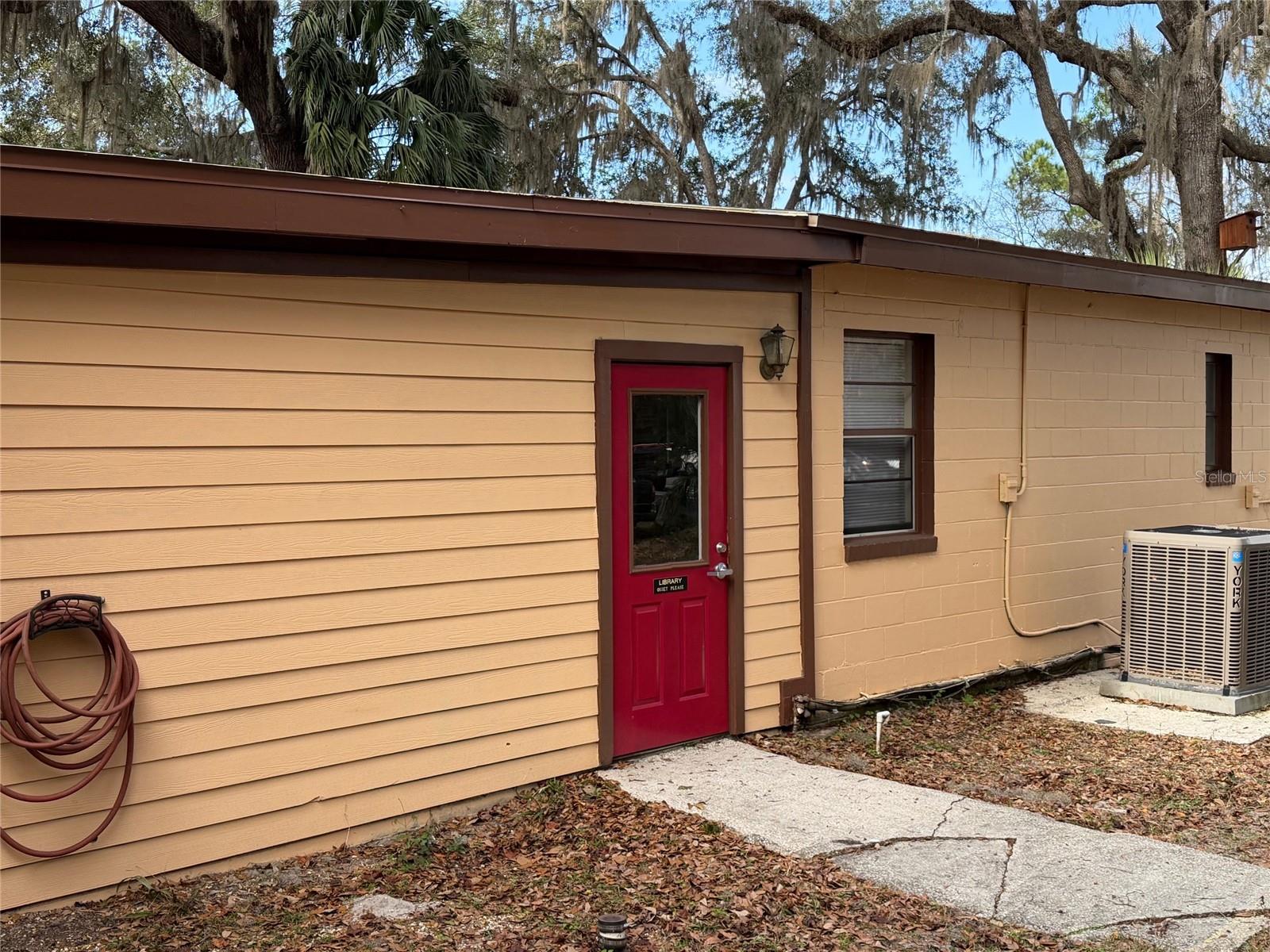 6505 SW 13TH ST, GAINESVILLE, FL — photo 3