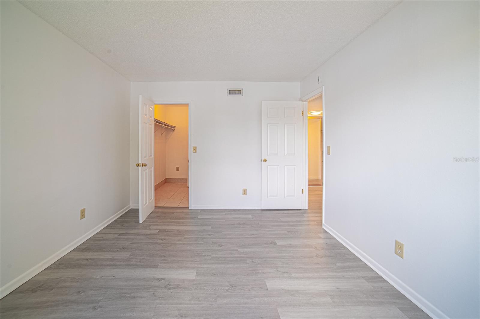 629 N KEENE RD #T11, CLEARWATER, FL — photo 15
