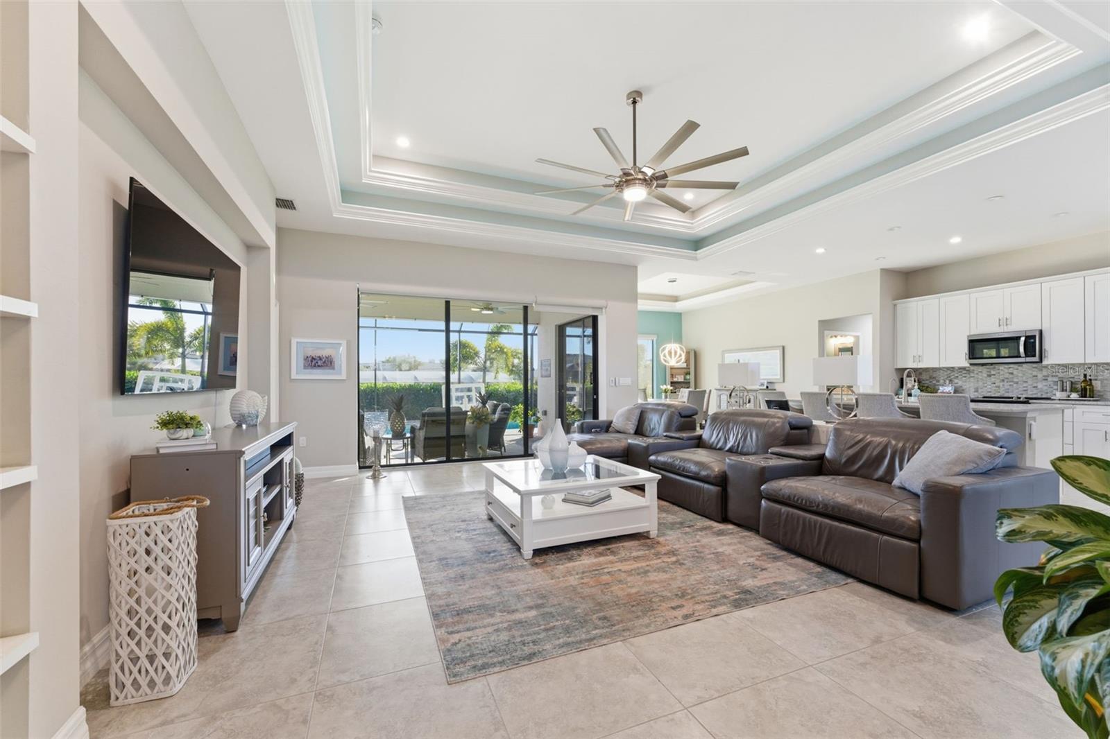 2115 SW 17TH PL, CAPE CORAL, FL — photo 3