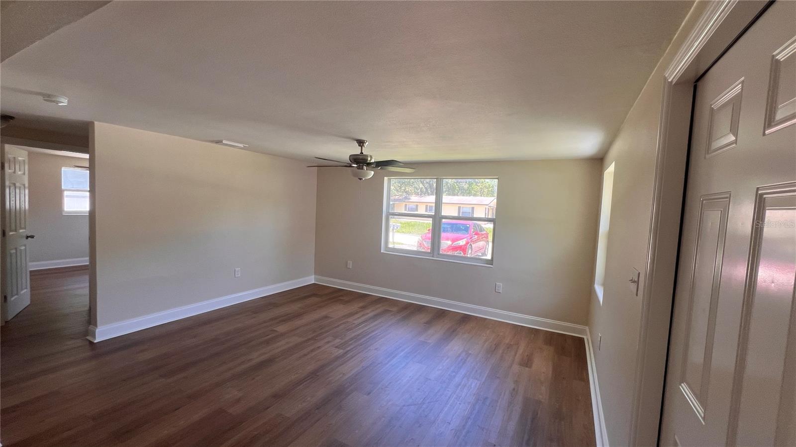 2824 MEADOW VIEW AVE, LARGO, FL — photo 3