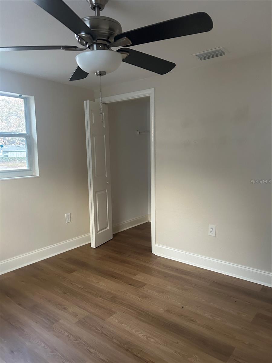 2824 MEADOW VIEW AVE, LARGO, FL — photo 6