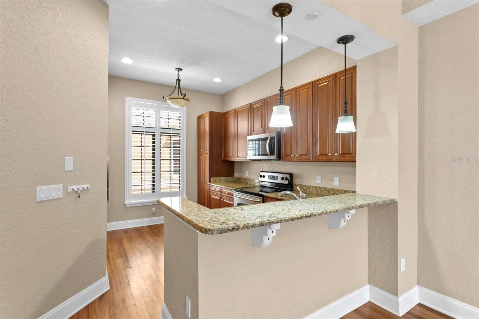 2226 SOHO BAY CT, TAMPA, FL — photo 5