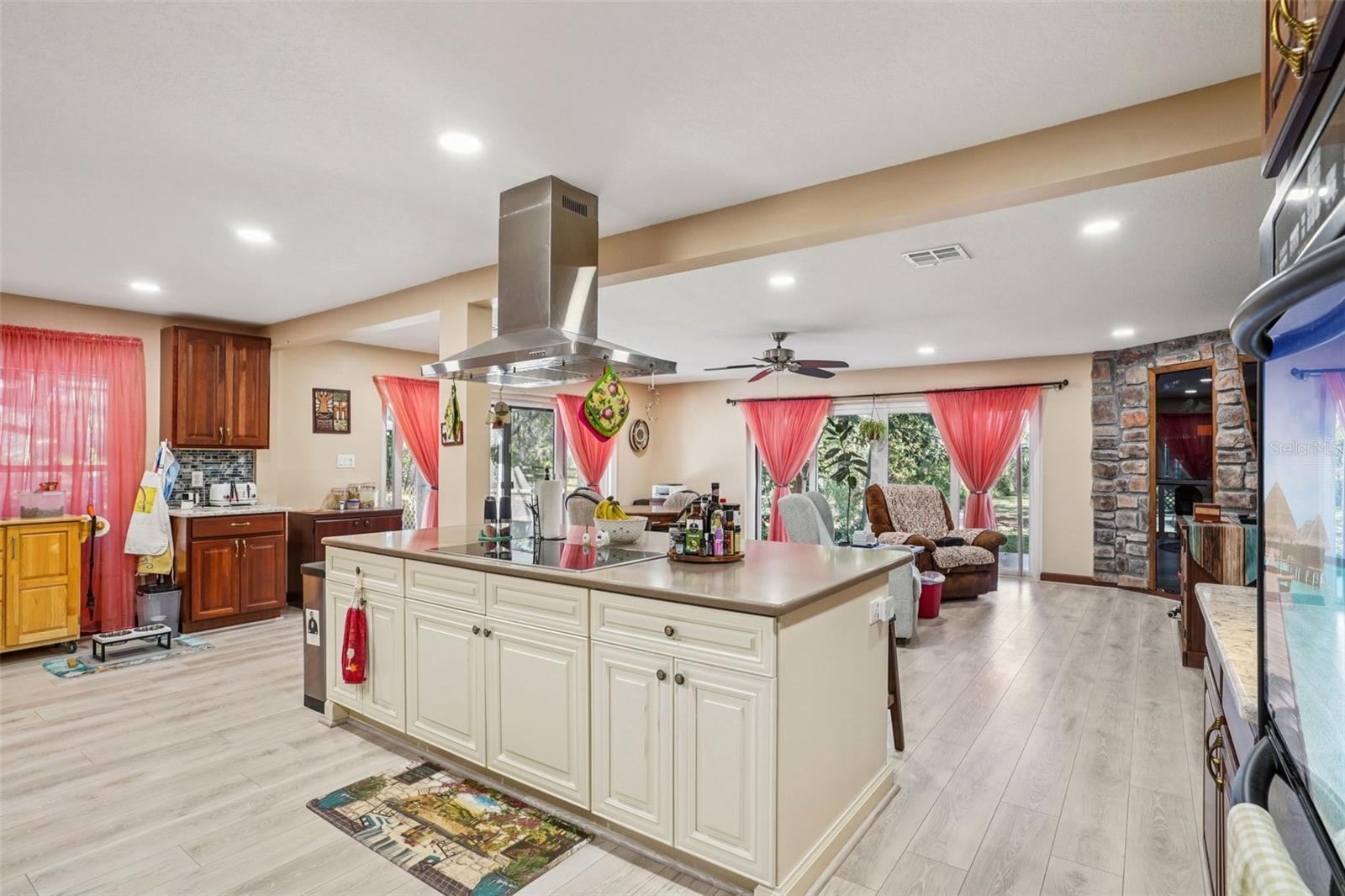 29207 OLD ML W, TAVARES, FL — photo 56