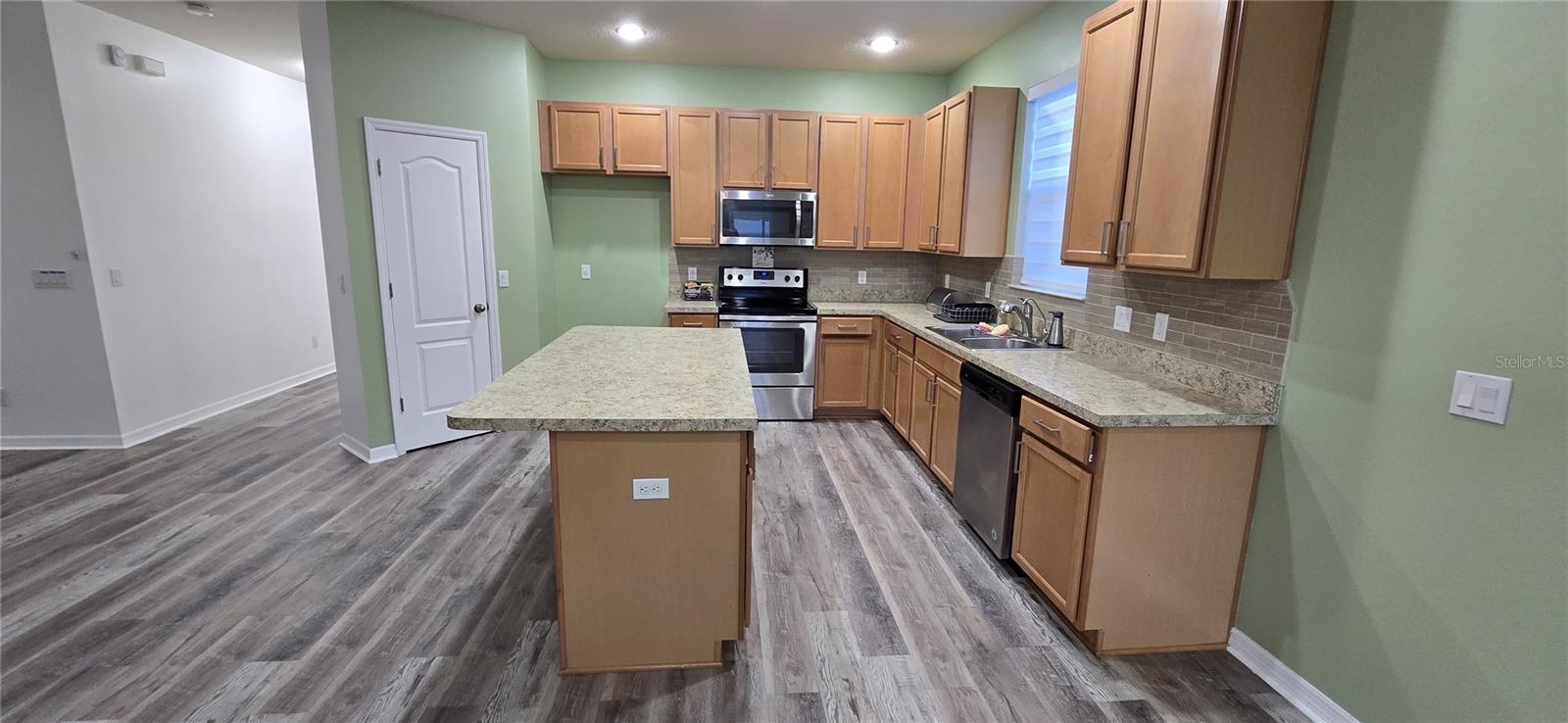 2754 CREEKMORE CT, KISSIMMEE, FL — photo 45