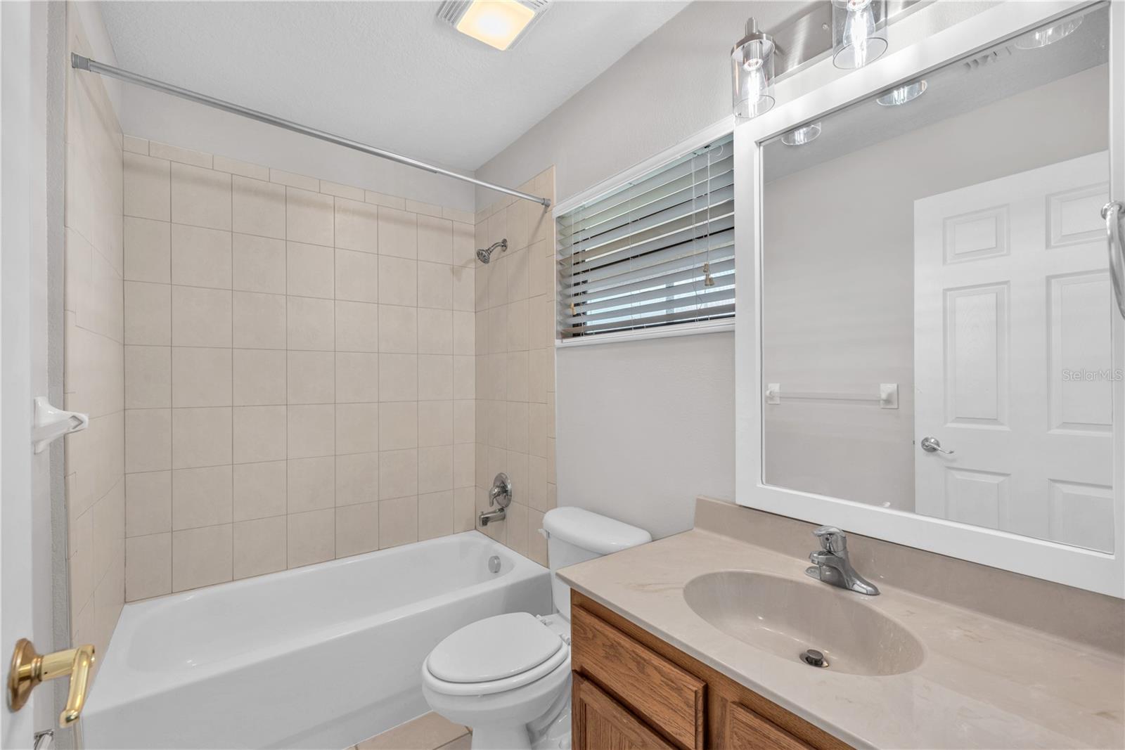 614 YARDARM DR #7, APOLLO BEACH, FL — photo 19