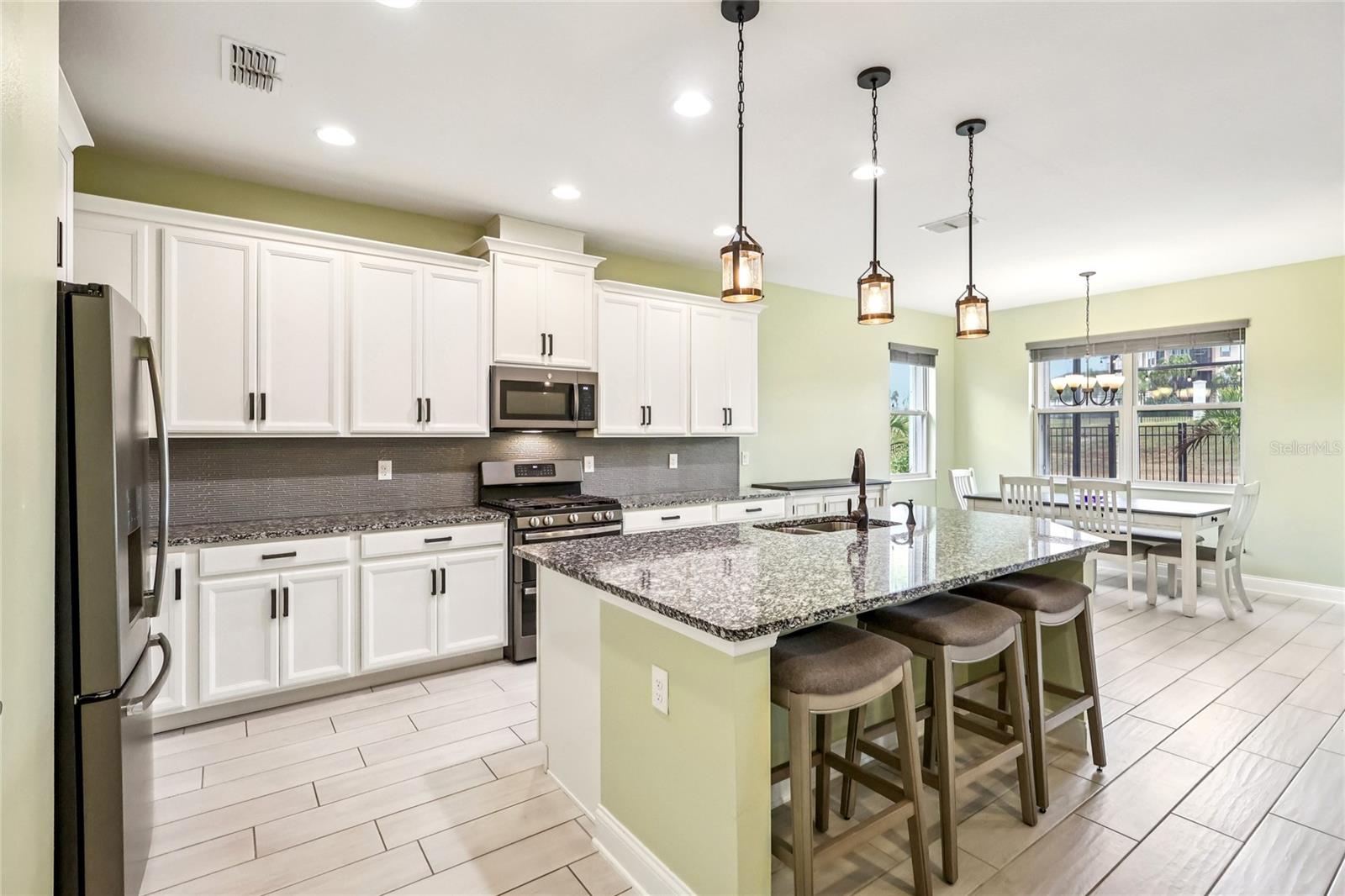 2393 PANORAMIC CIR, APOPKA, FL — photo 5