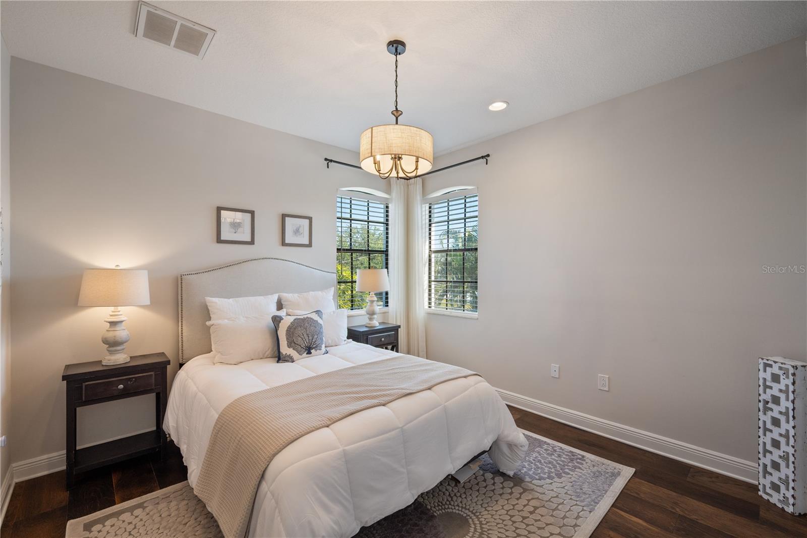 3598 10TH ST NE, ST PETERSBURG, FL — photo 21