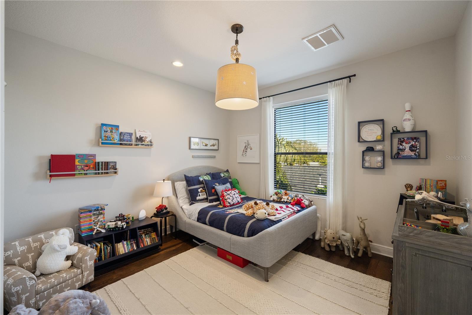3598 10TH ST NE, ST PETERSBURG, FL — photo 23