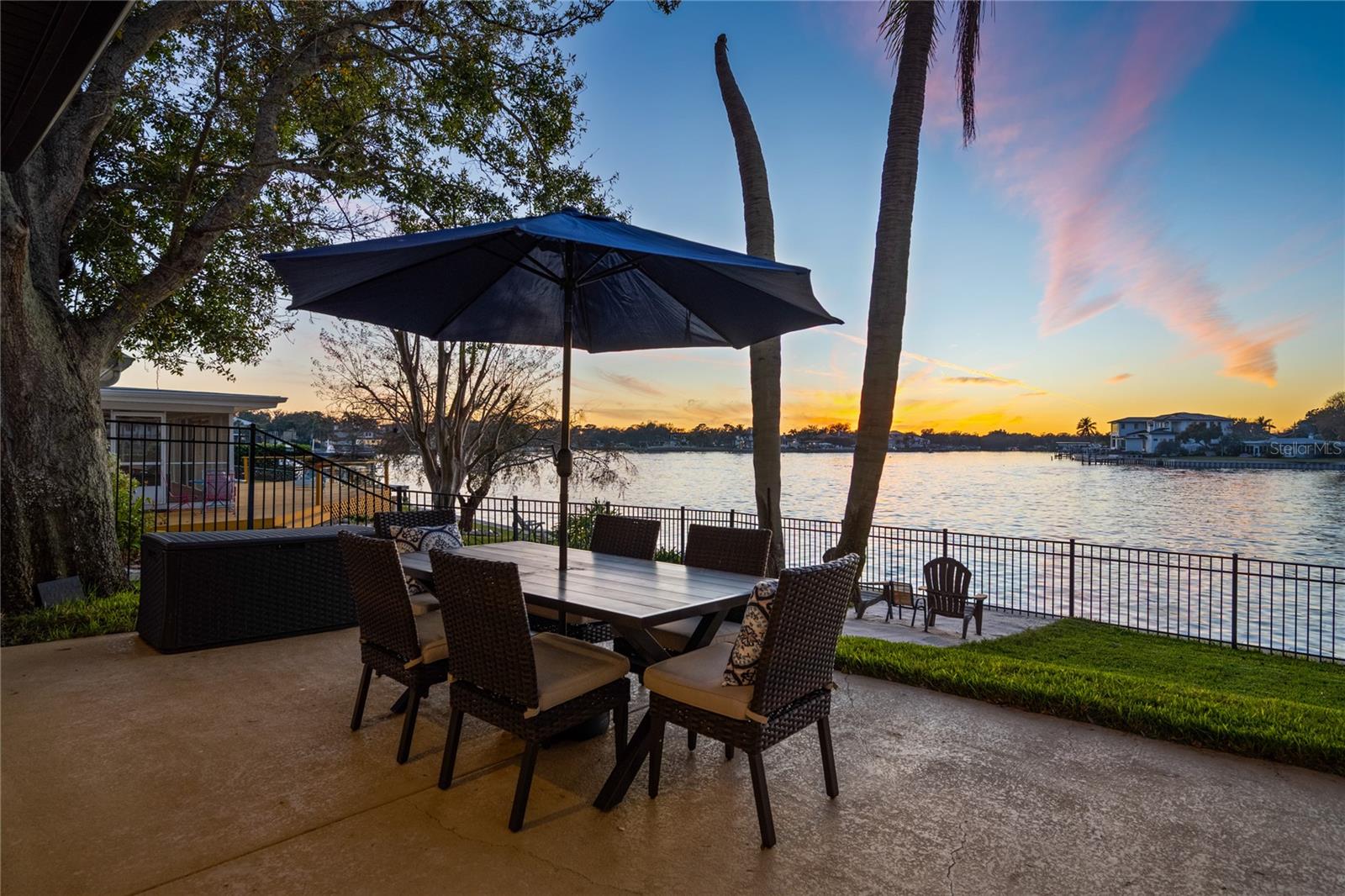 3598 10TH ST NE, ST PETERSBURG, FL — photo 25