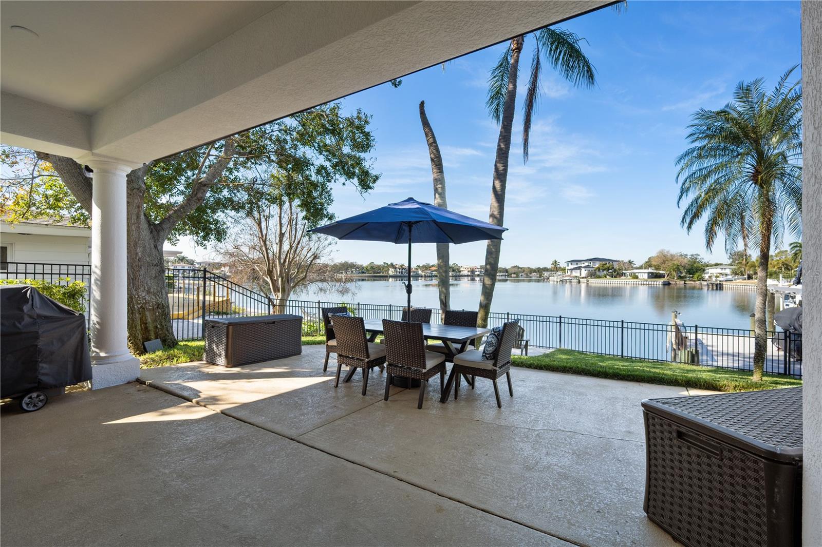 3598 10TH ST NE, ST PETERSBURG, FL — photo 28