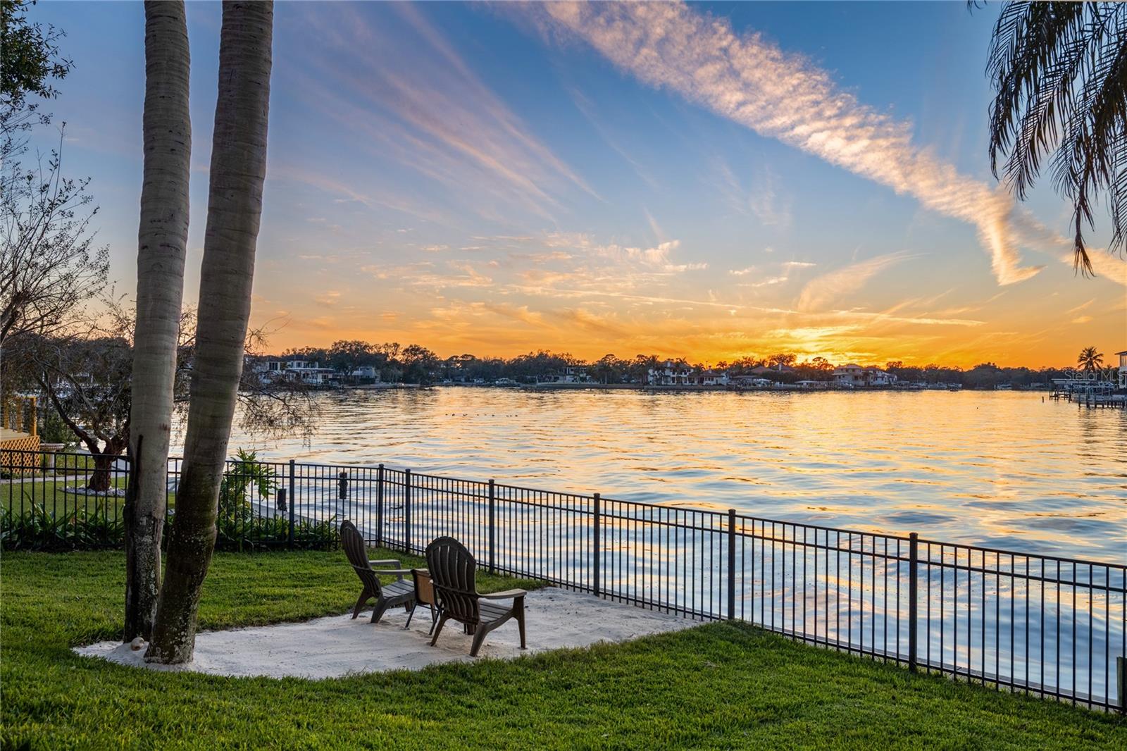 3598 10TH ST NE, ST PETERSBURG, FL — photo 31