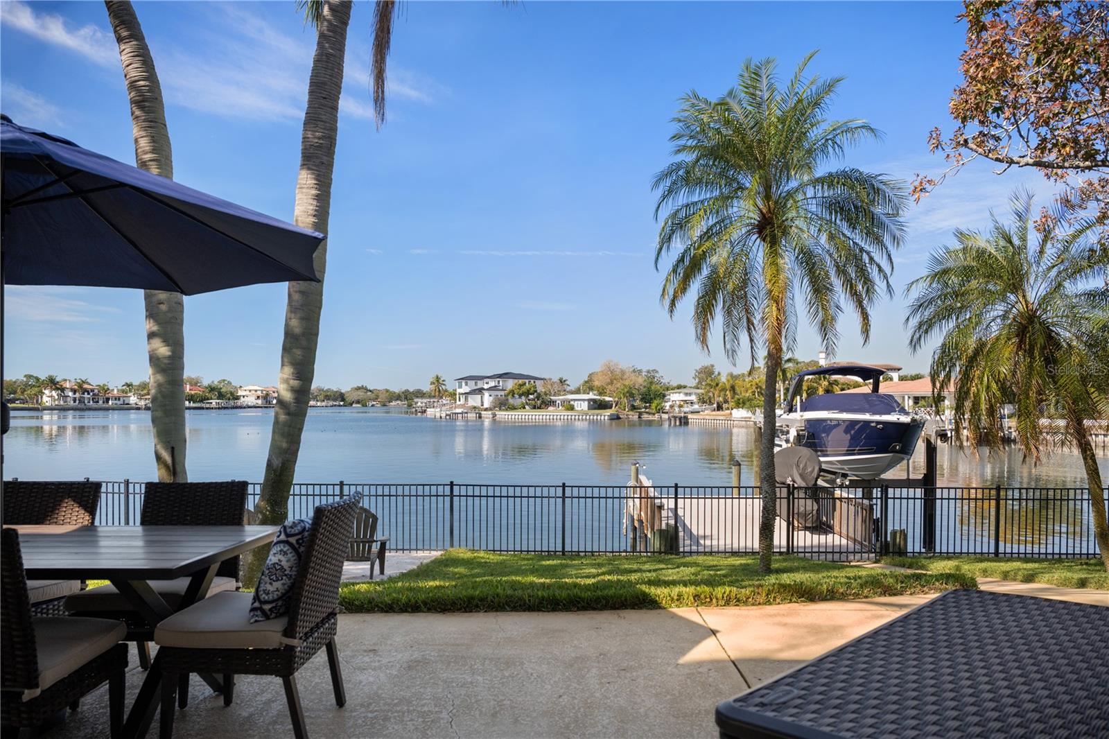3598 10TH ST NE, ST PETERSBURG, FL — photo 33