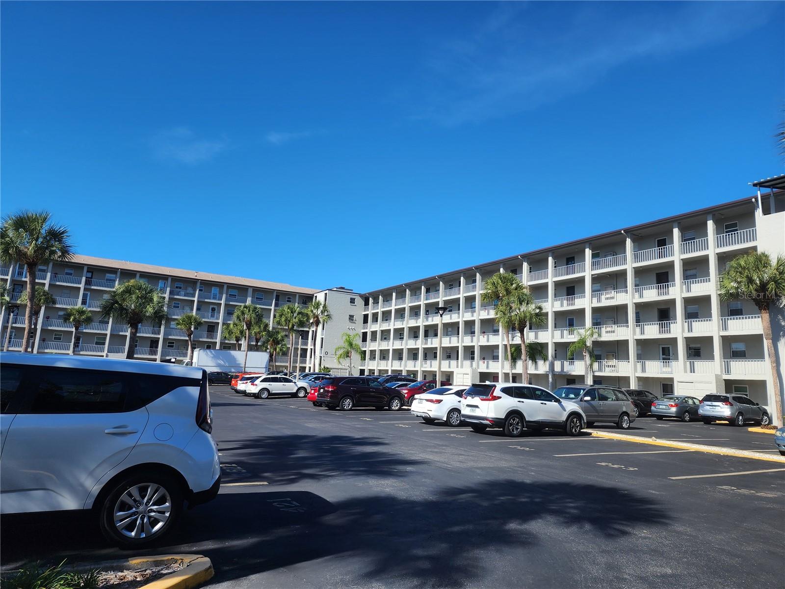 3064 LAKE BAYSHORE DR #115, BRADENTON, FL — photo 3