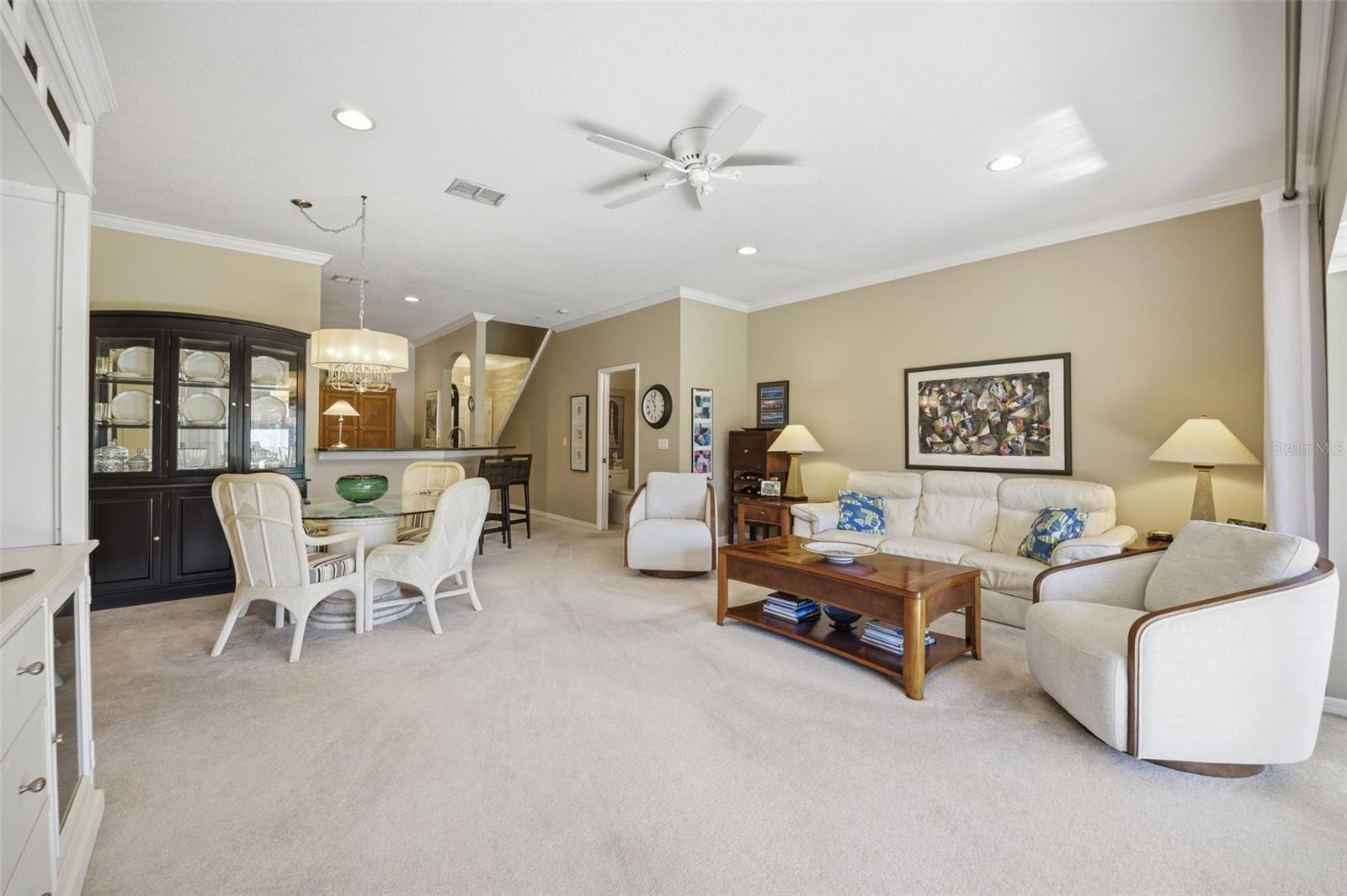 11125 KAPOK GRAND CIR, MADEIRA BEACH, FL — photo 14