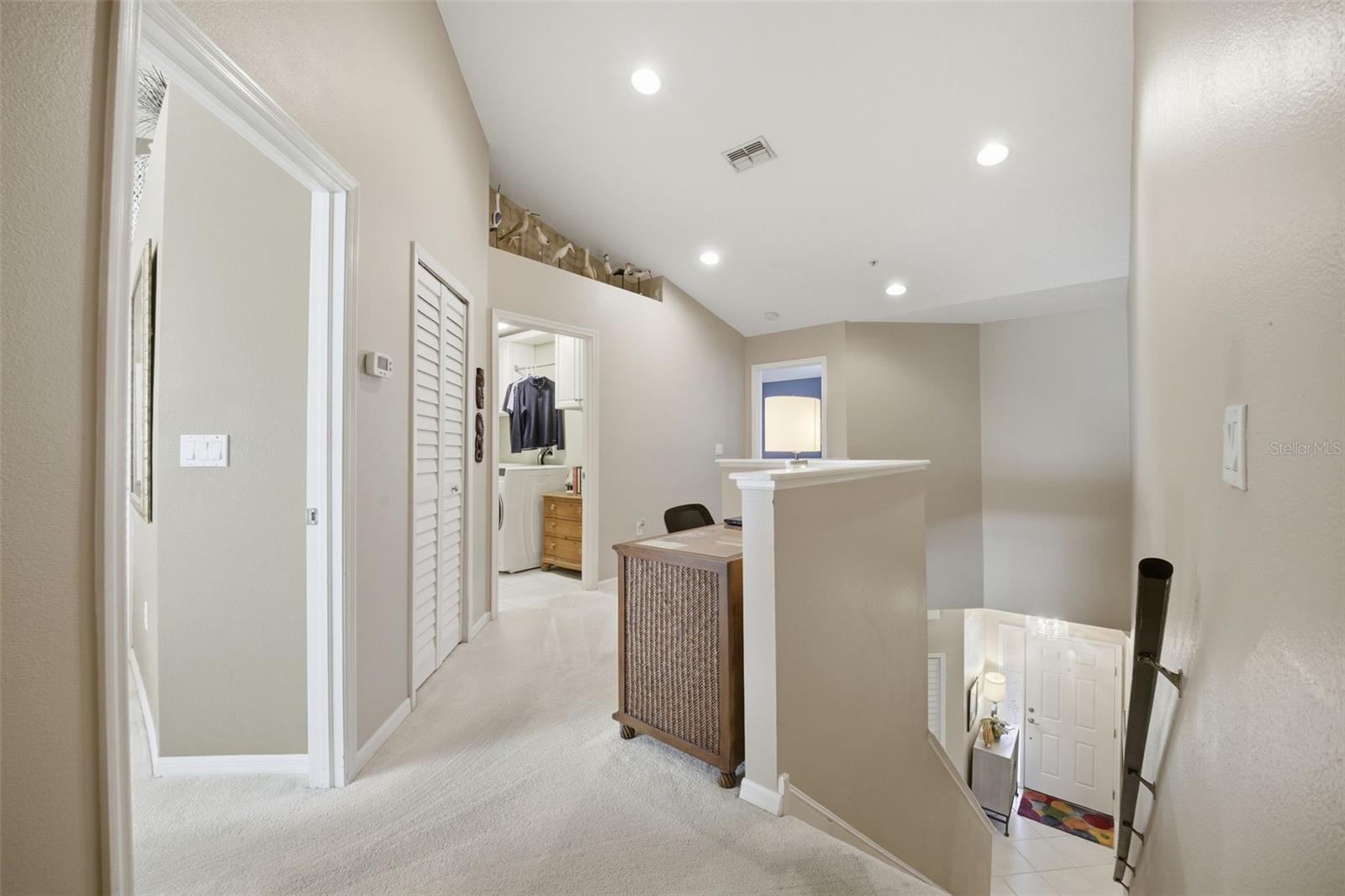 11125 KAPOK GRAND CIR, MADEIRA BEACH, FL — photo 19