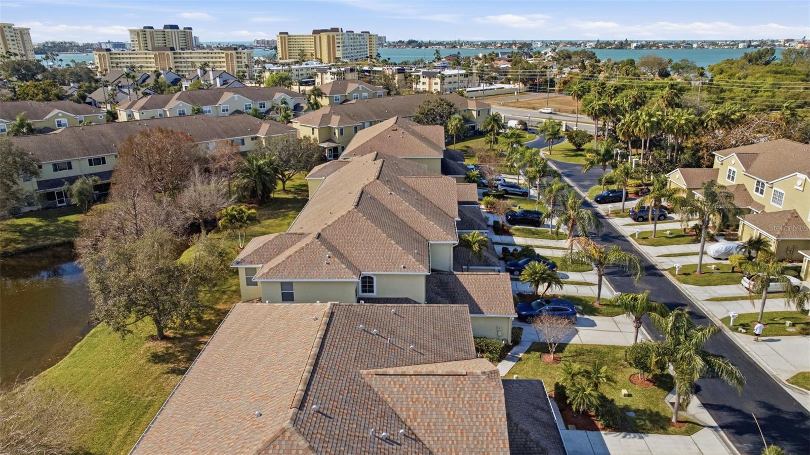 11125 KAPOK GRAND CIR, MADEIRA BEACH, FL — photo 39
