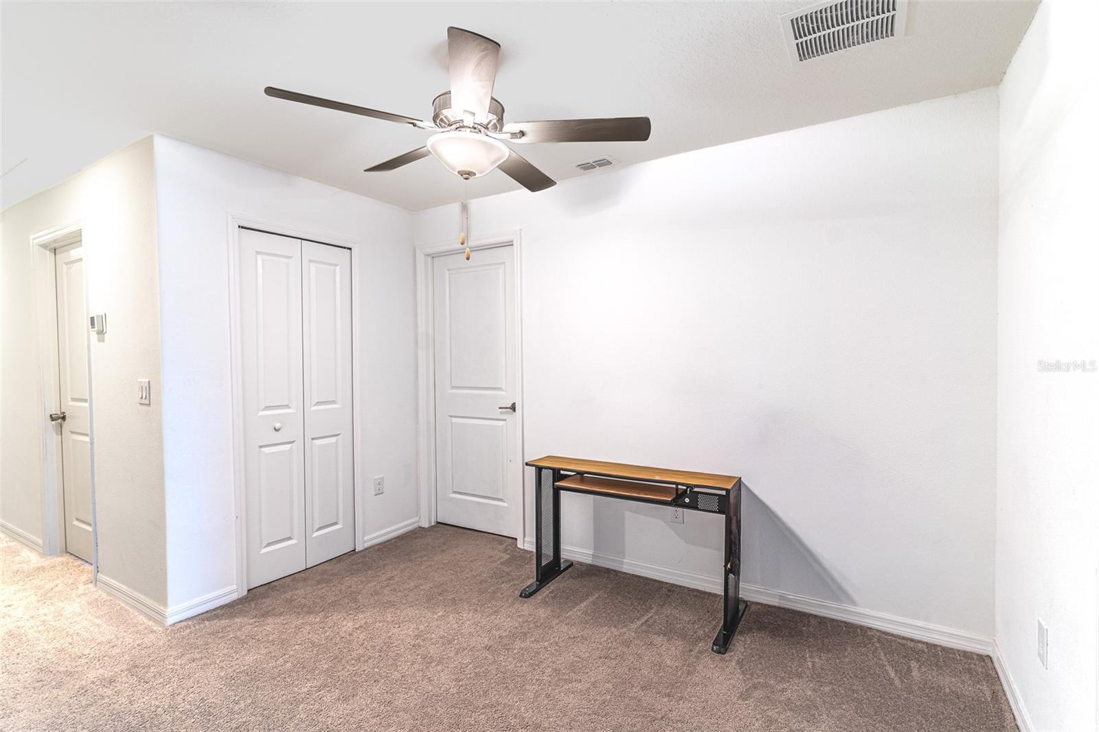 7014 RIPPLE POND LOOP, ZEPHYRHILLS, FL — photo 12