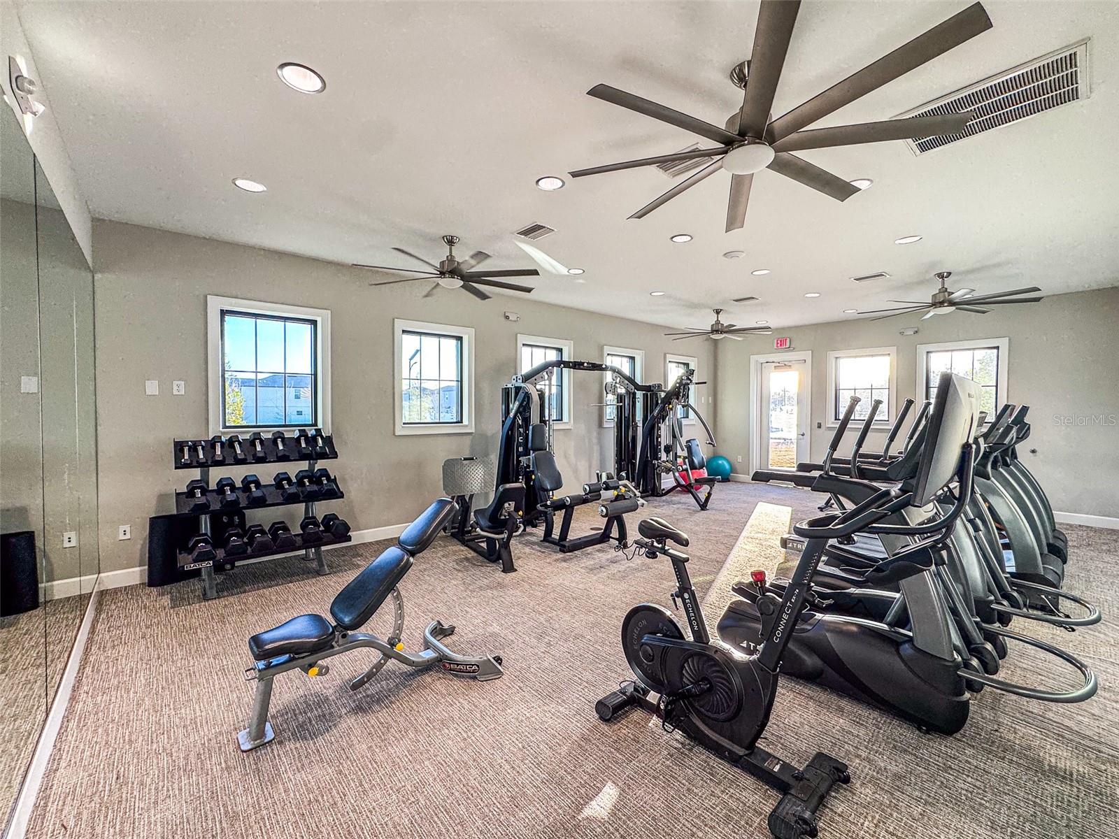 7014 RIPPLE POND LOOP, ZEPHYRHILLS, FL — photo 32