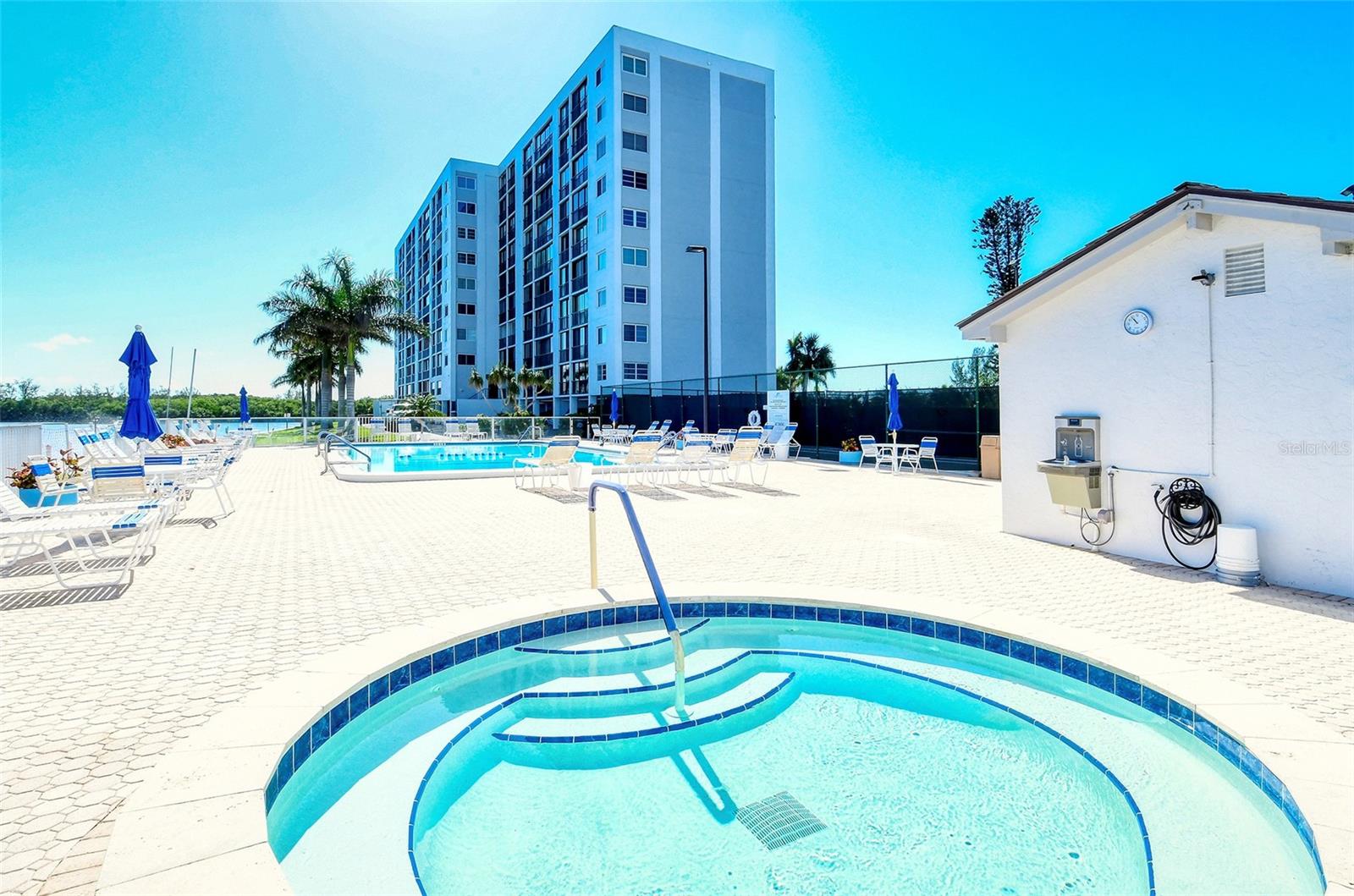 9393 MIDNIGHT PASS RD #606, SARASOTA, FL — photo 35