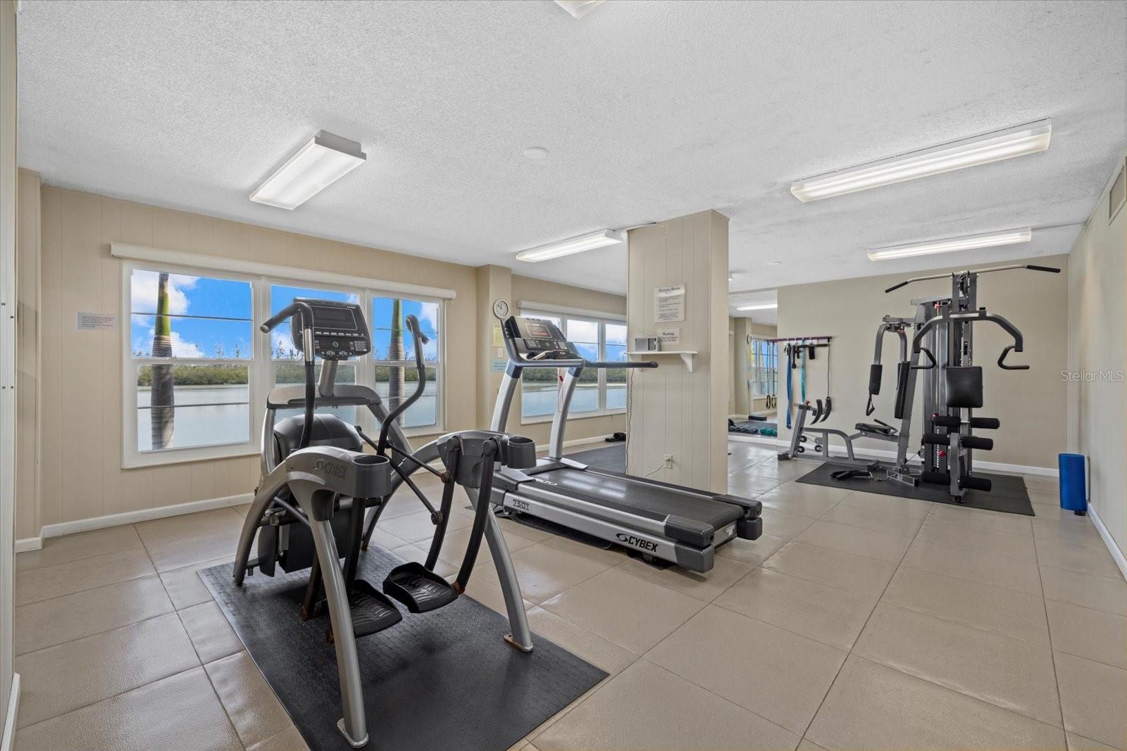 9393 MIDNIGHT PASS RD #606, SARASOTA, FL — photo 40