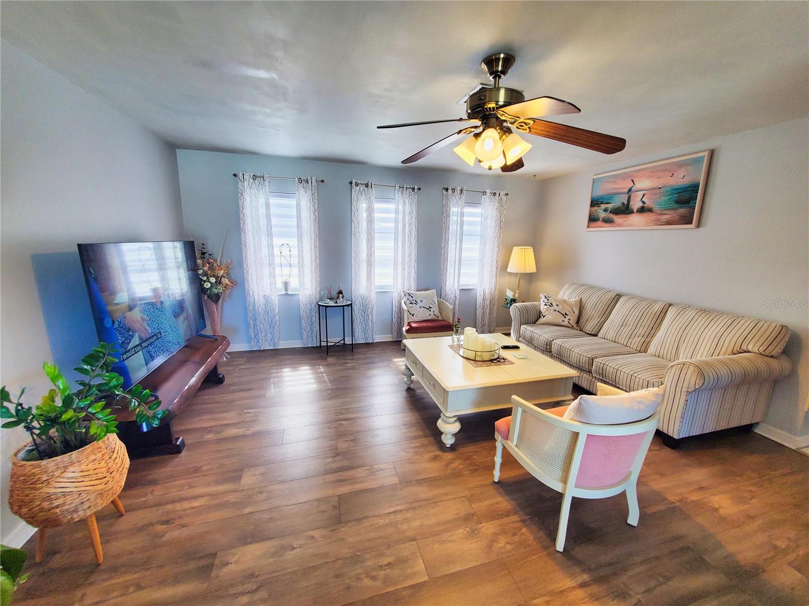 4 GOLFVIEW RD, ROTONDA WEST, FL — photo 6