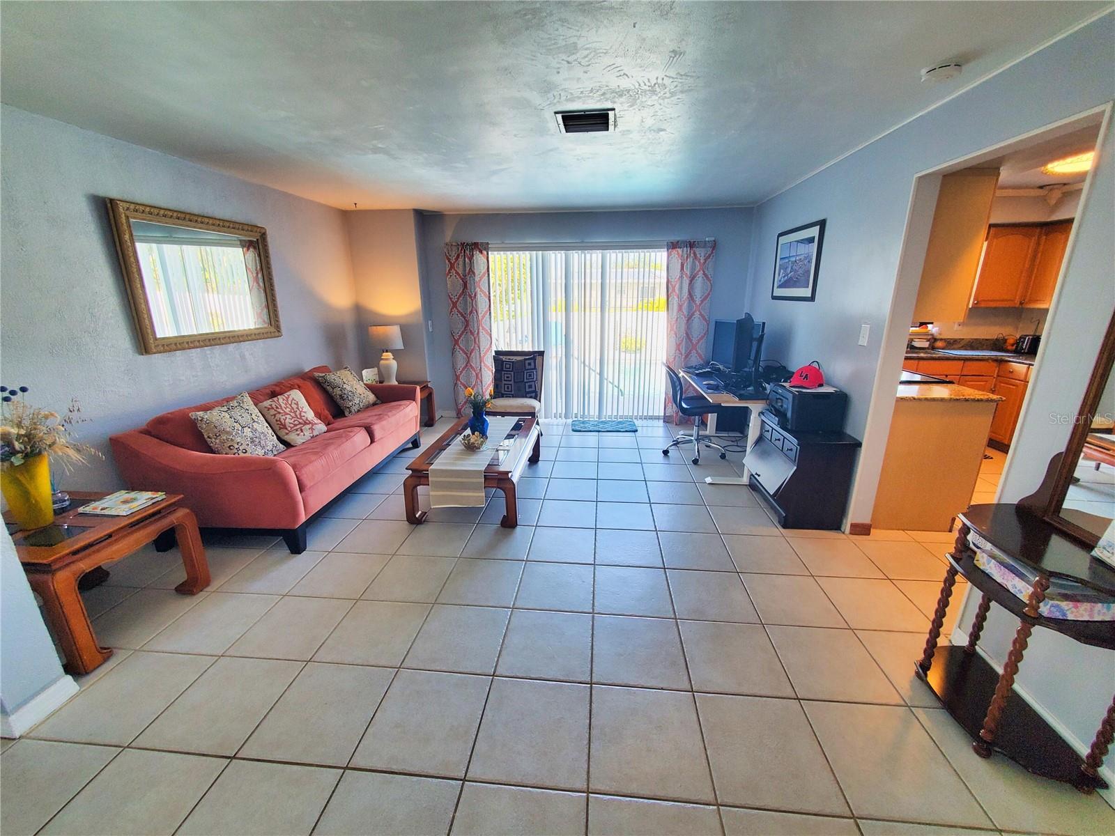 4 GOLFVIEW RD, ROTONDA WEST, FL — photo 10