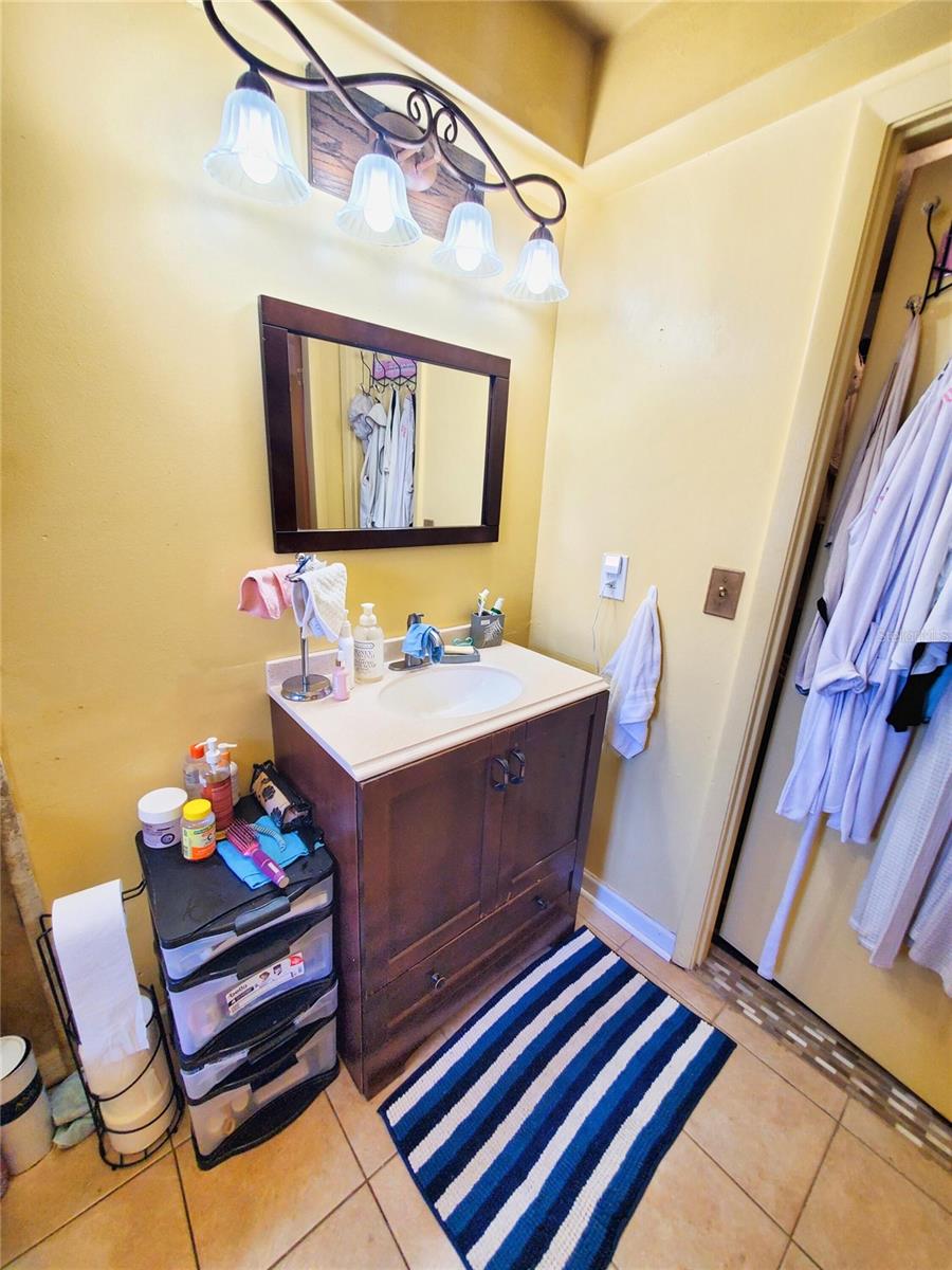 4 GOLFVIEW RD, ROTONDA WEST, FL — photo 23