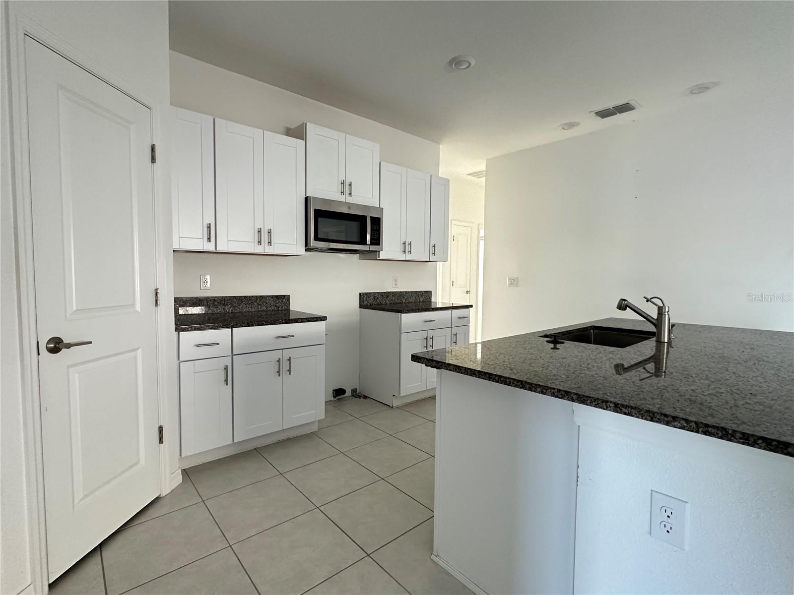 5380 BLUE HORIZON WAY, WIMAUMA, FL — photo 8