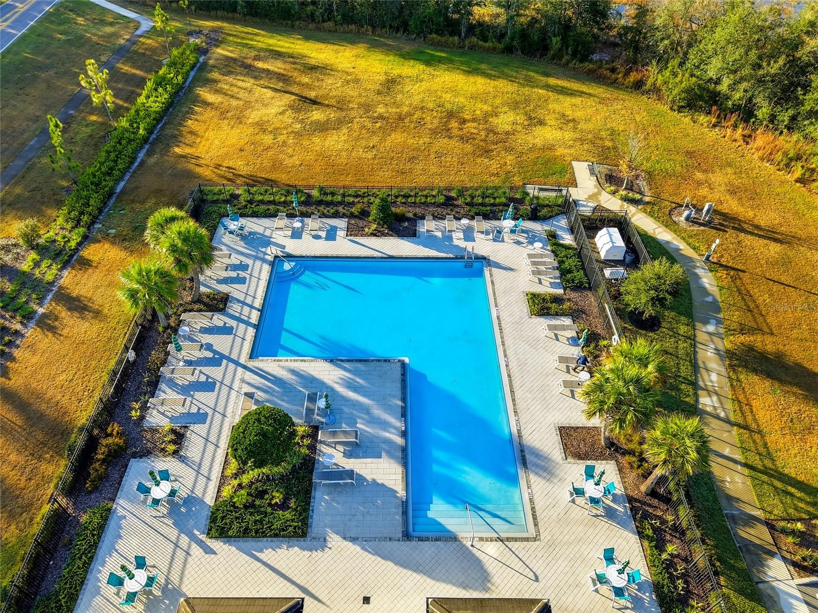 1370 WHITE FOX RUN, LUTZ, FL — photo 48