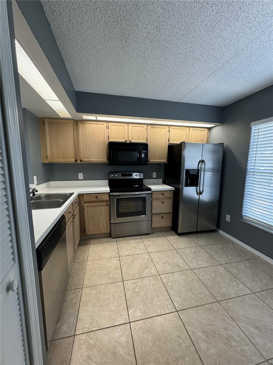 13815 TIMBERLAND DR #103, ORLANDO, FL — photo 2