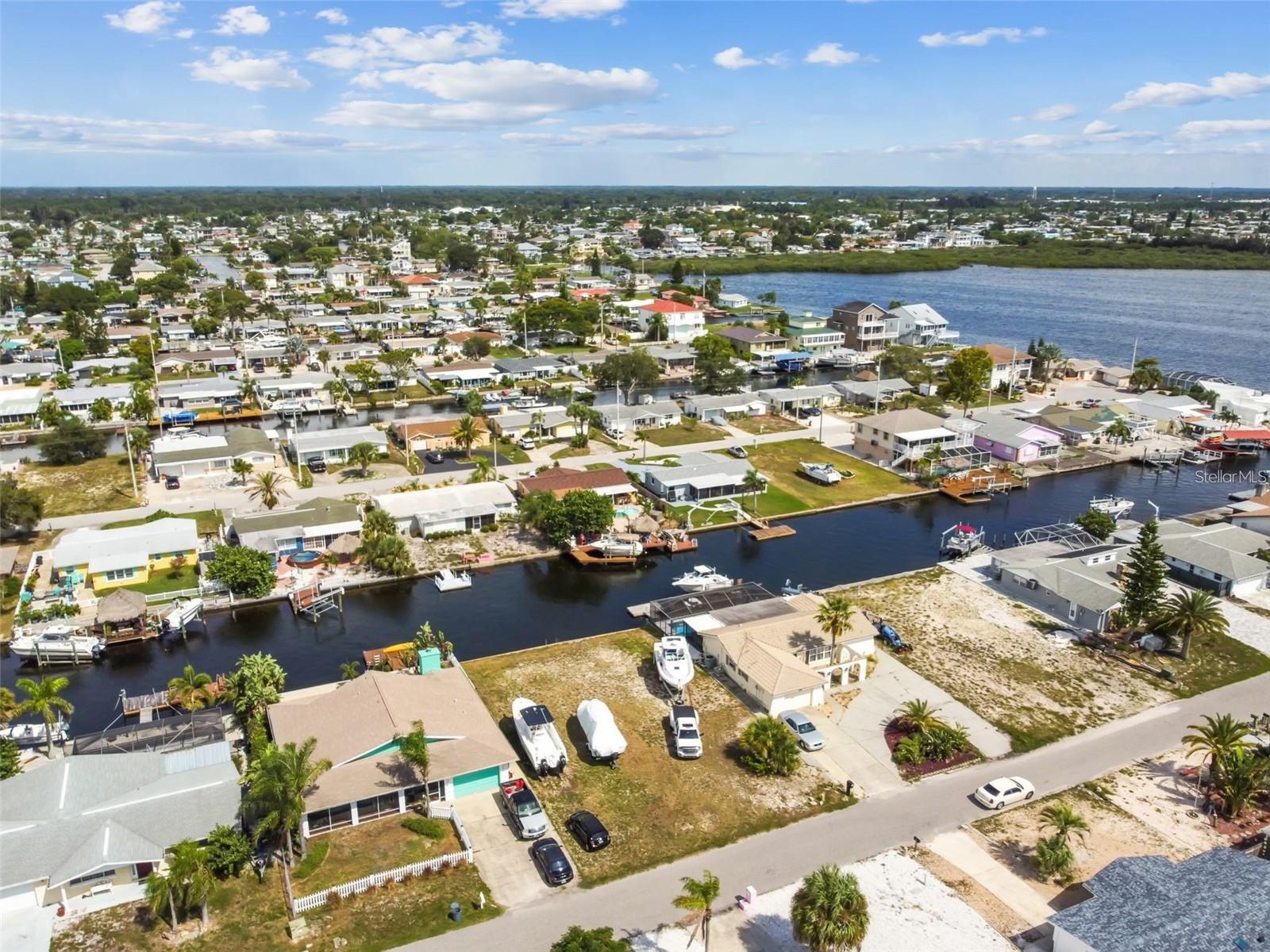 13612 GARRIS DR, HUDSON, FL — photo 11