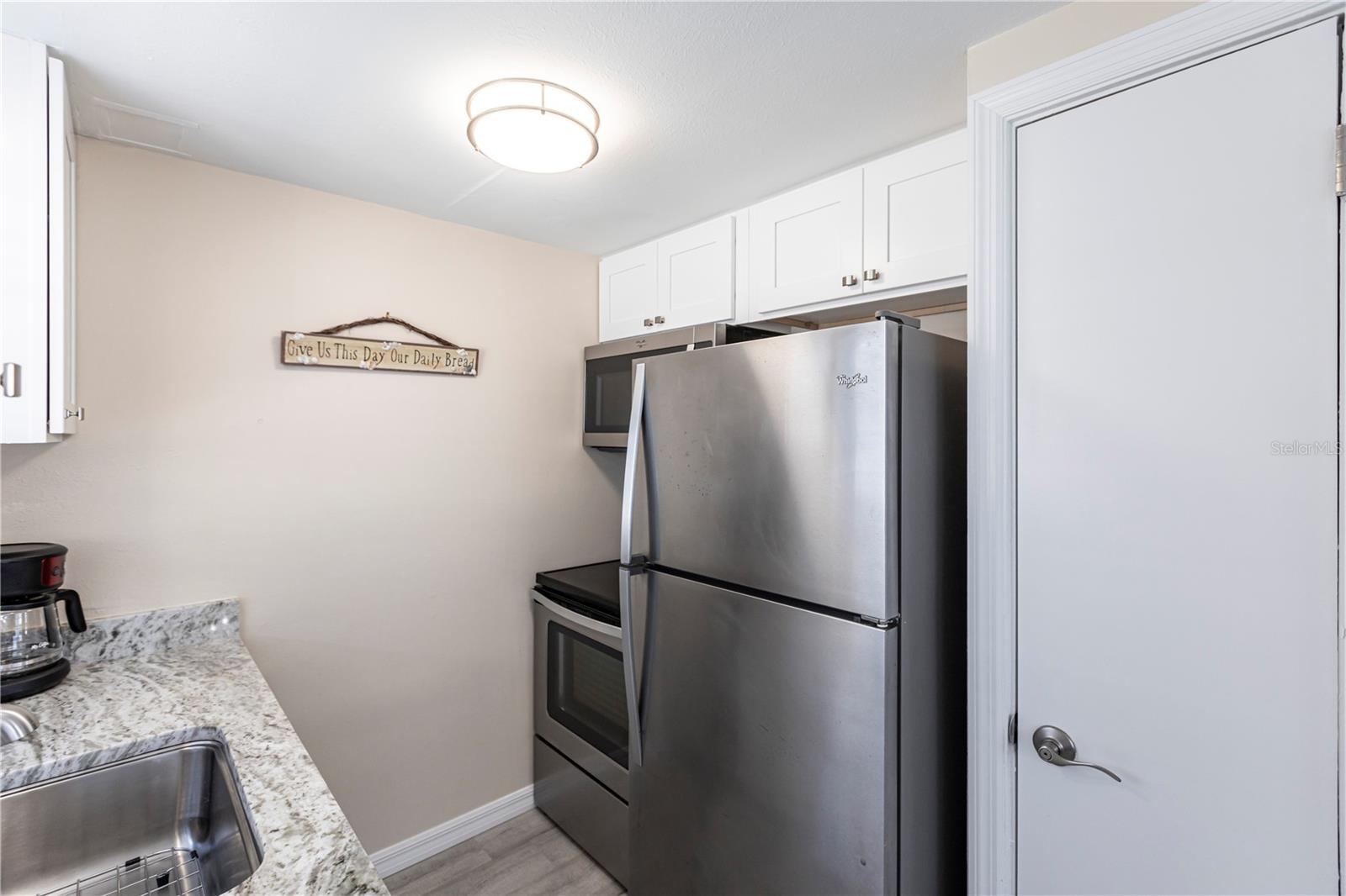 6020 MIDNIGHT PASS RD #50, SARASOTA, FL — photo 15