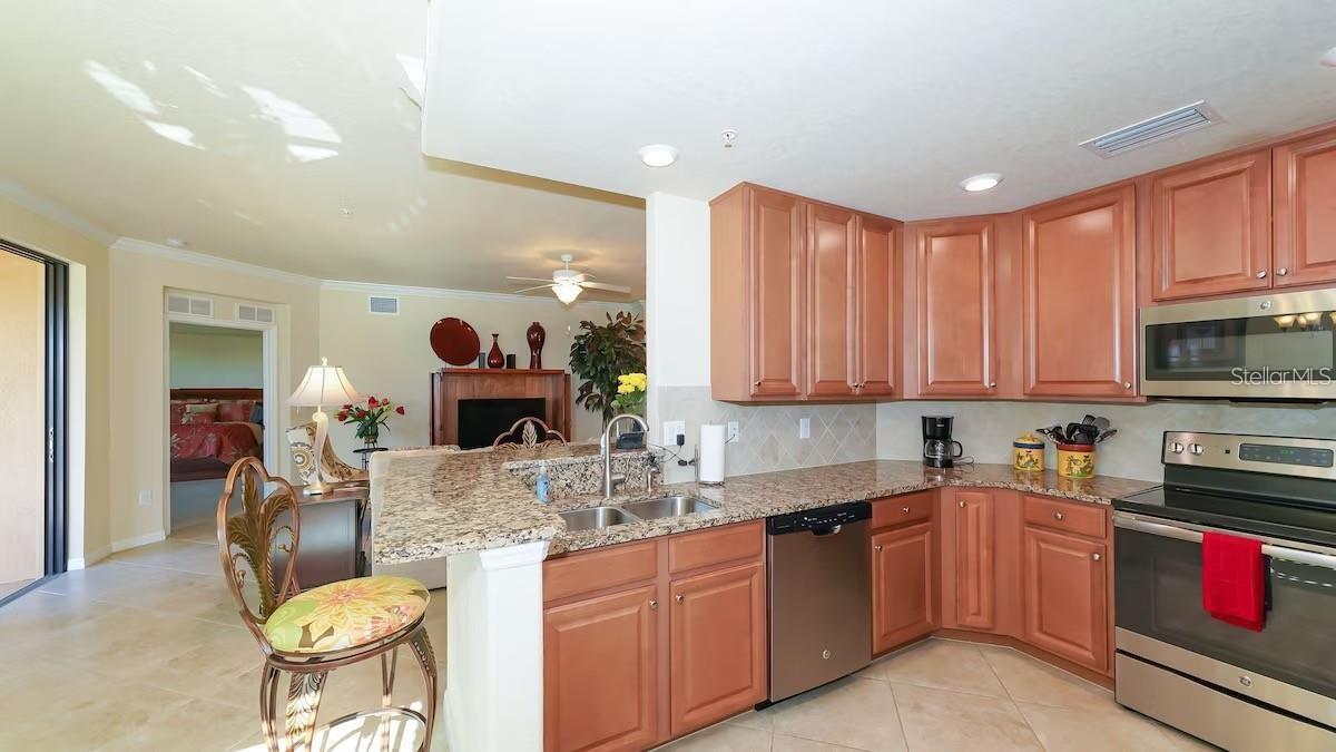 6614 GRAND ESTUARY TRL #101, BRADENTON, FL — photo 10