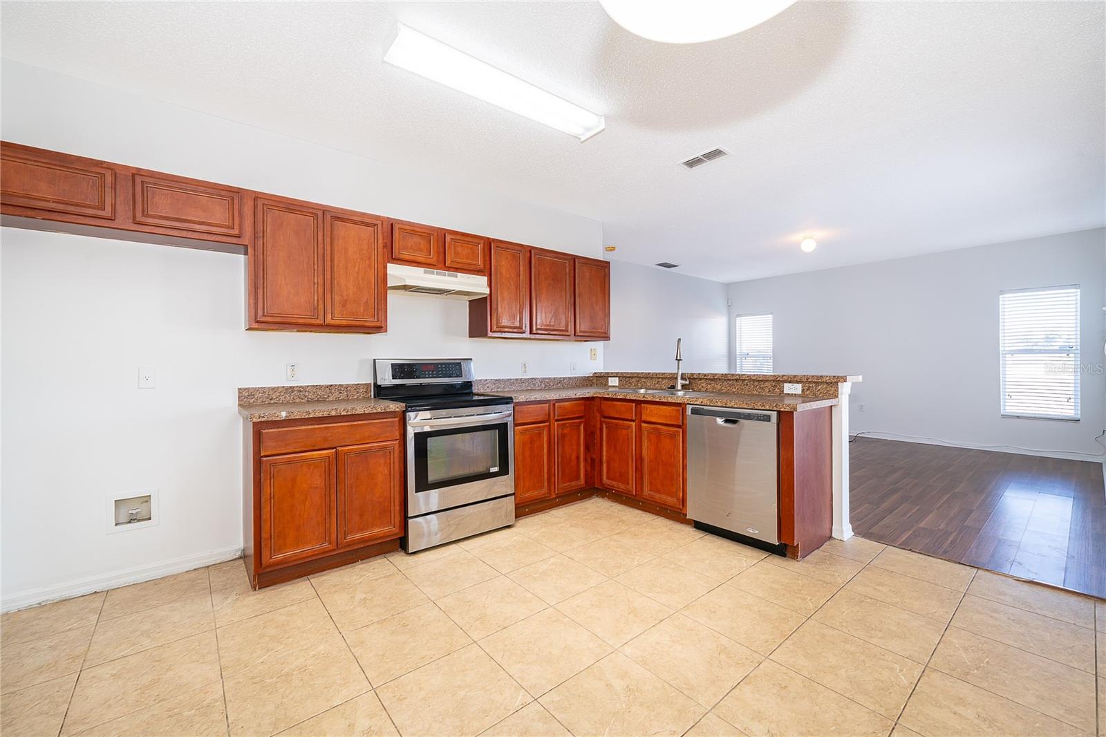 213 BIG BLACK DR, KISSIMMEE, FL — photo 12