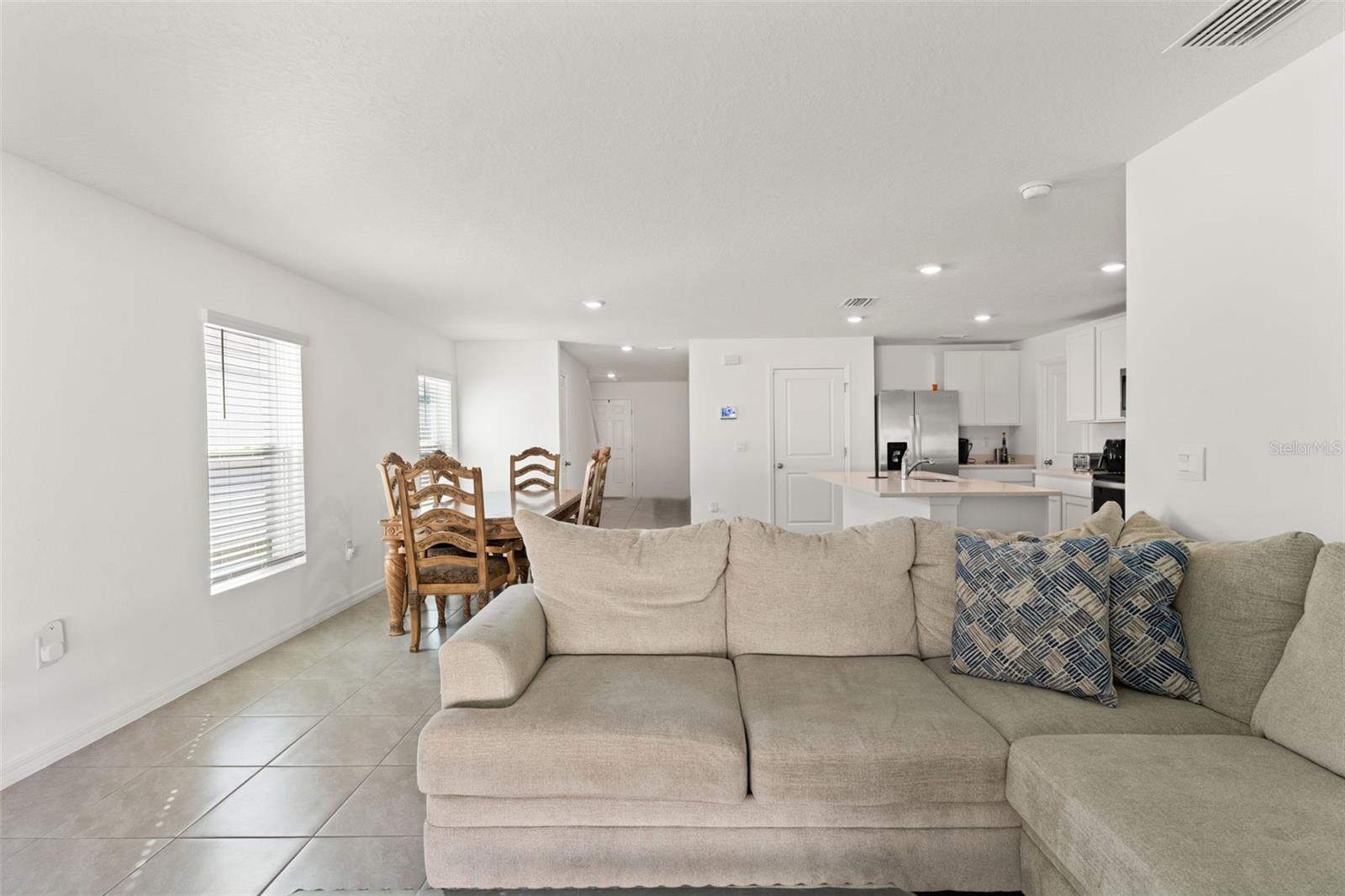 37445 SHARKS EYE LN, ZEPHYRHILLS, FL — photo 15