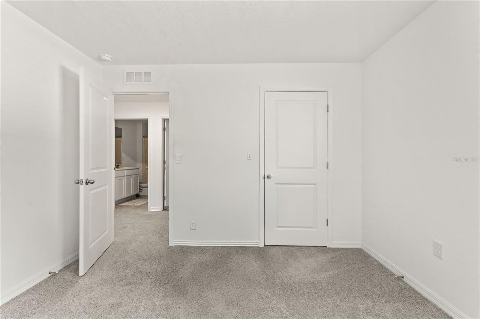 37445 SHARKS EYE LN, ZEPHYRHILLS, FL — photo 34