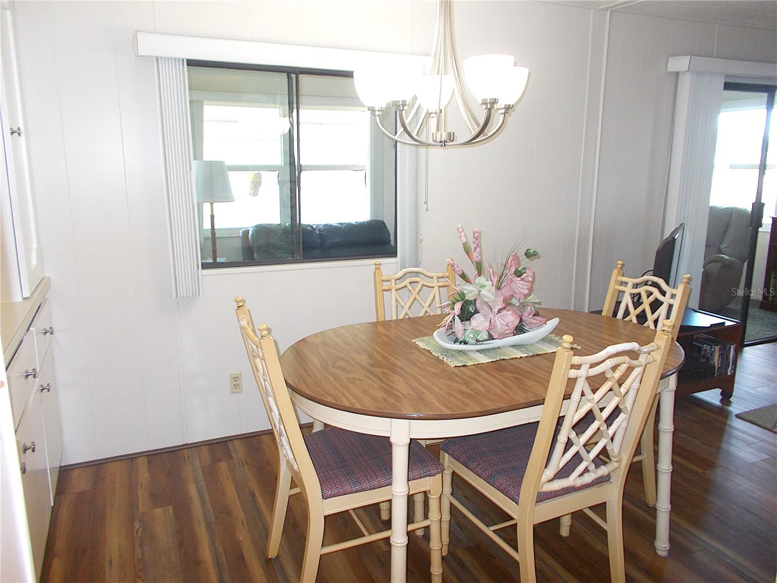 467 BOXWOOD DR, VENICE, FL — photo 8