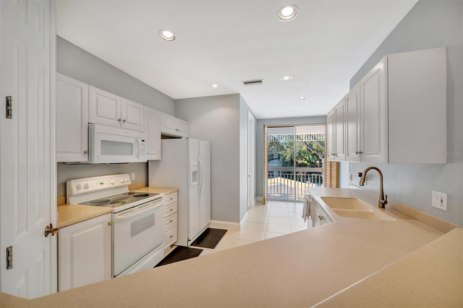 3608 54TH DR W #202, BRADENTON, FL — photo 17