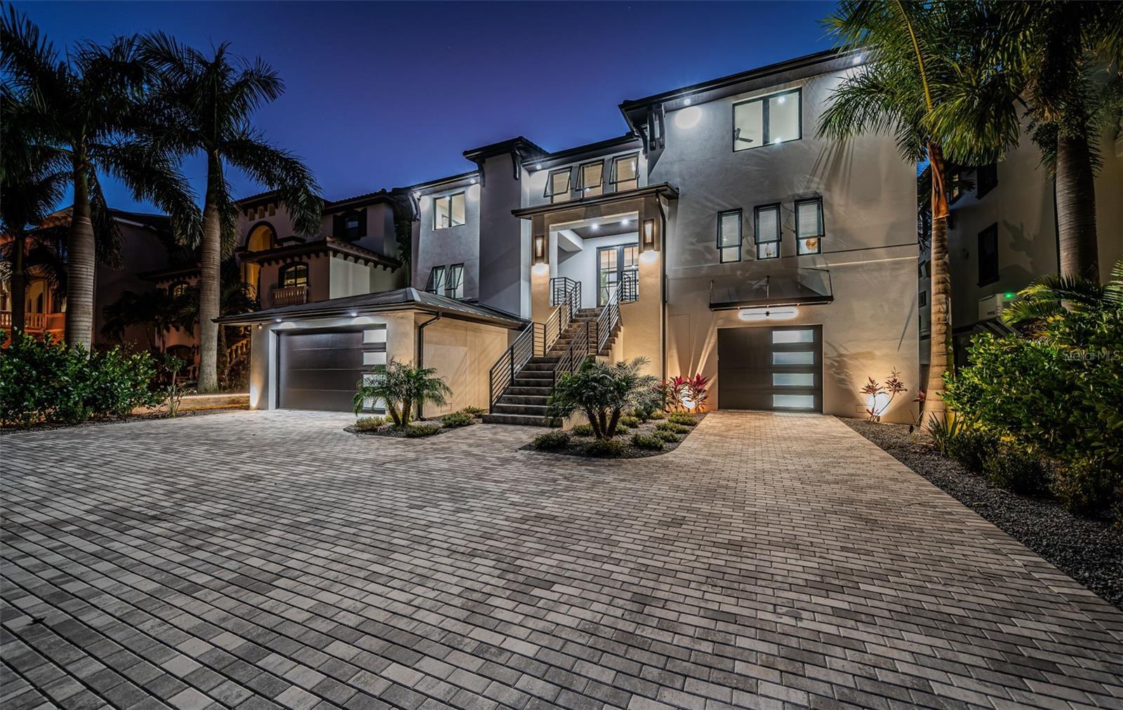 218 SYDNEY LN, REDINGTON SHORES, FL — photo 2