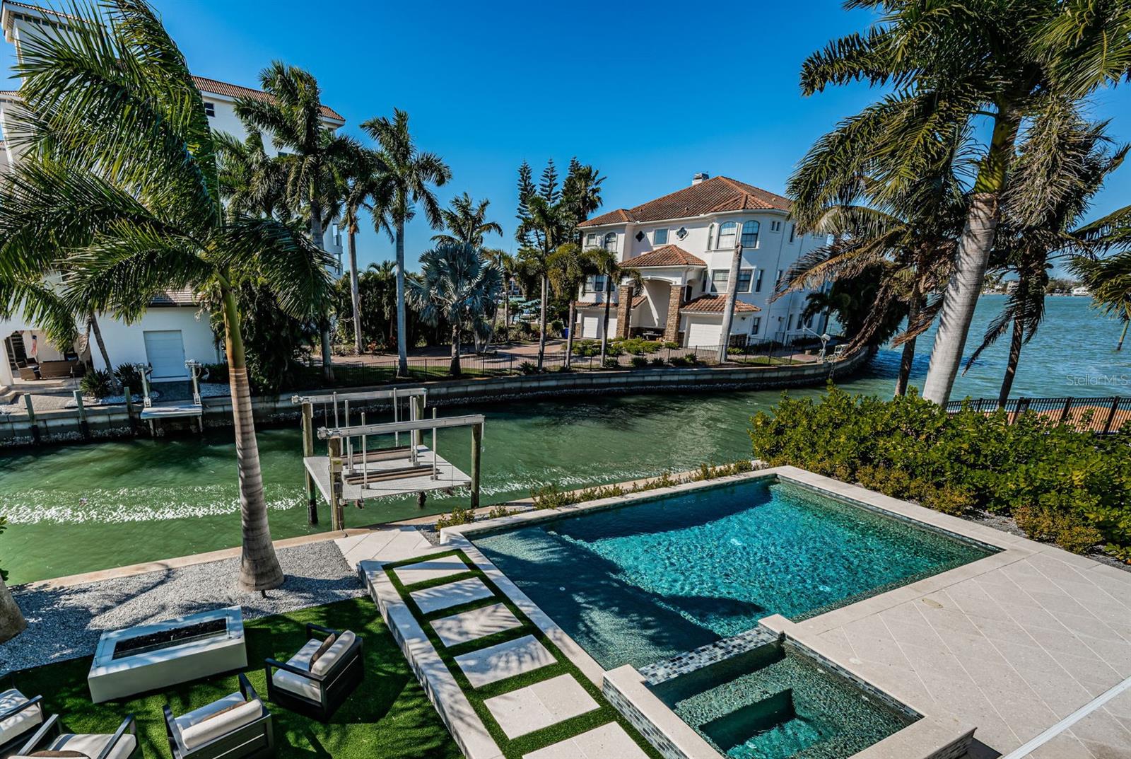 218 SYDNEY LN, REDINGTON SHORES, FL — photo 16