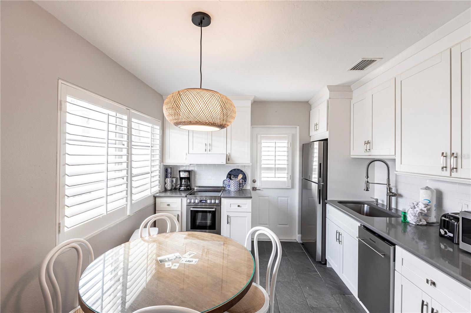6020 MIDNIGHT PASS RD #31, SARASOTA, FL — photo 13