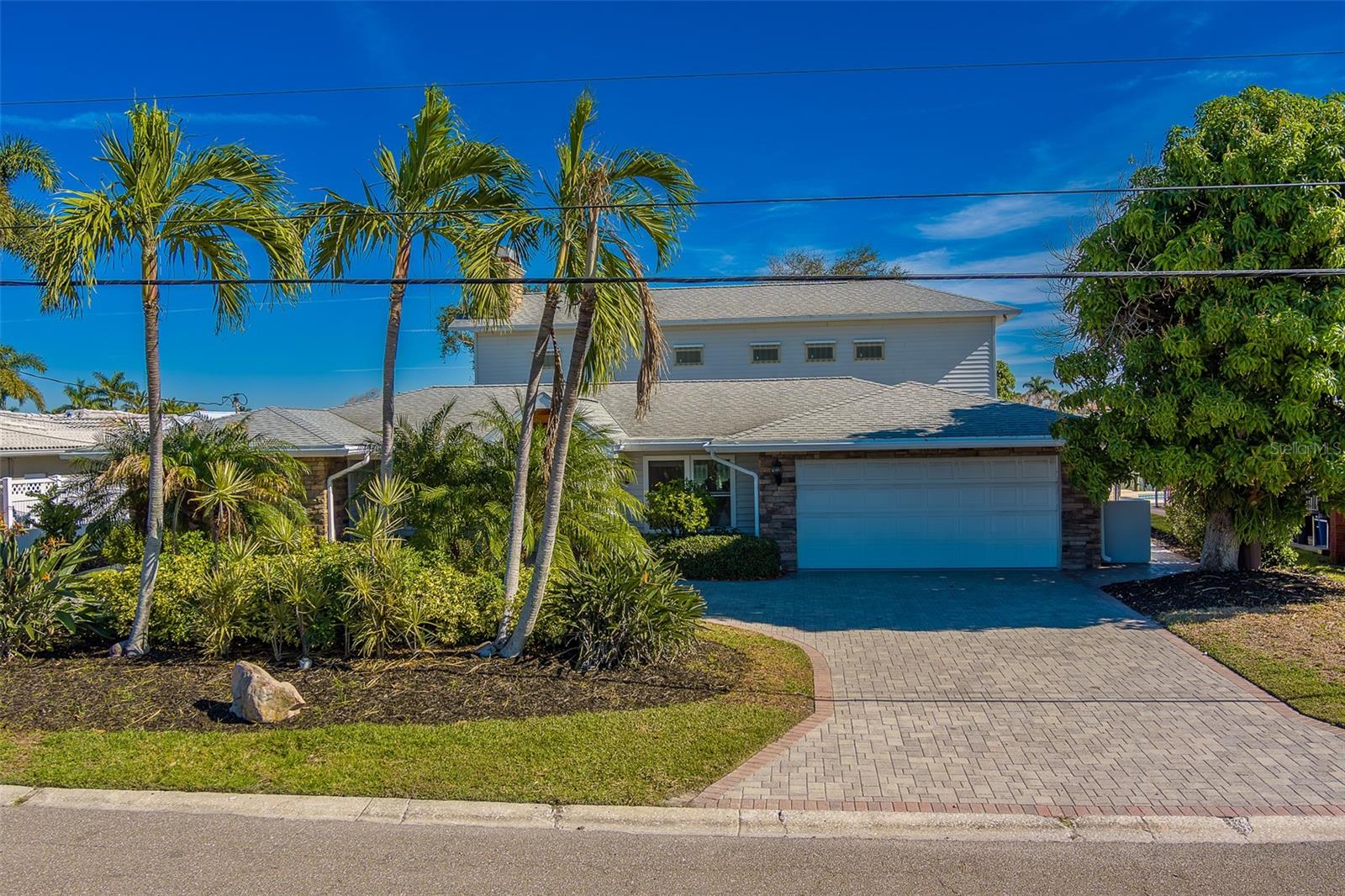 207 MIDWAY IS, CLEARWATER BEACH, FL