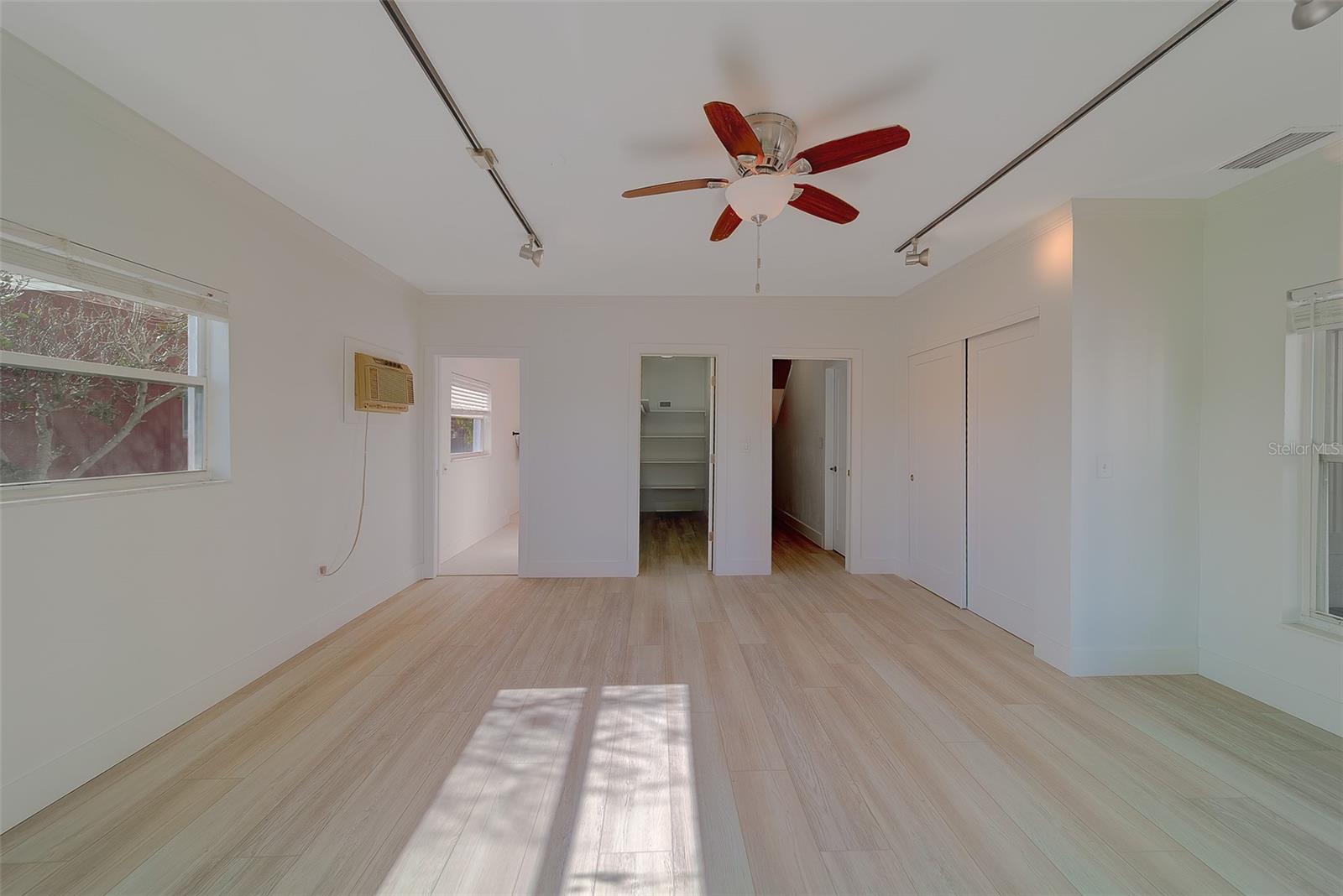207 MIDWAY IS, CLEARWATER BEACH, FL — photo 39