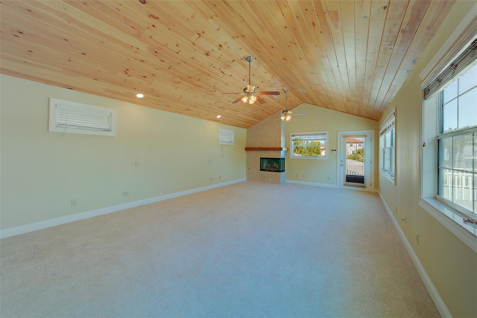 207 MIDWAY IS, CLEARWATER BEACH, FL — photo 49
