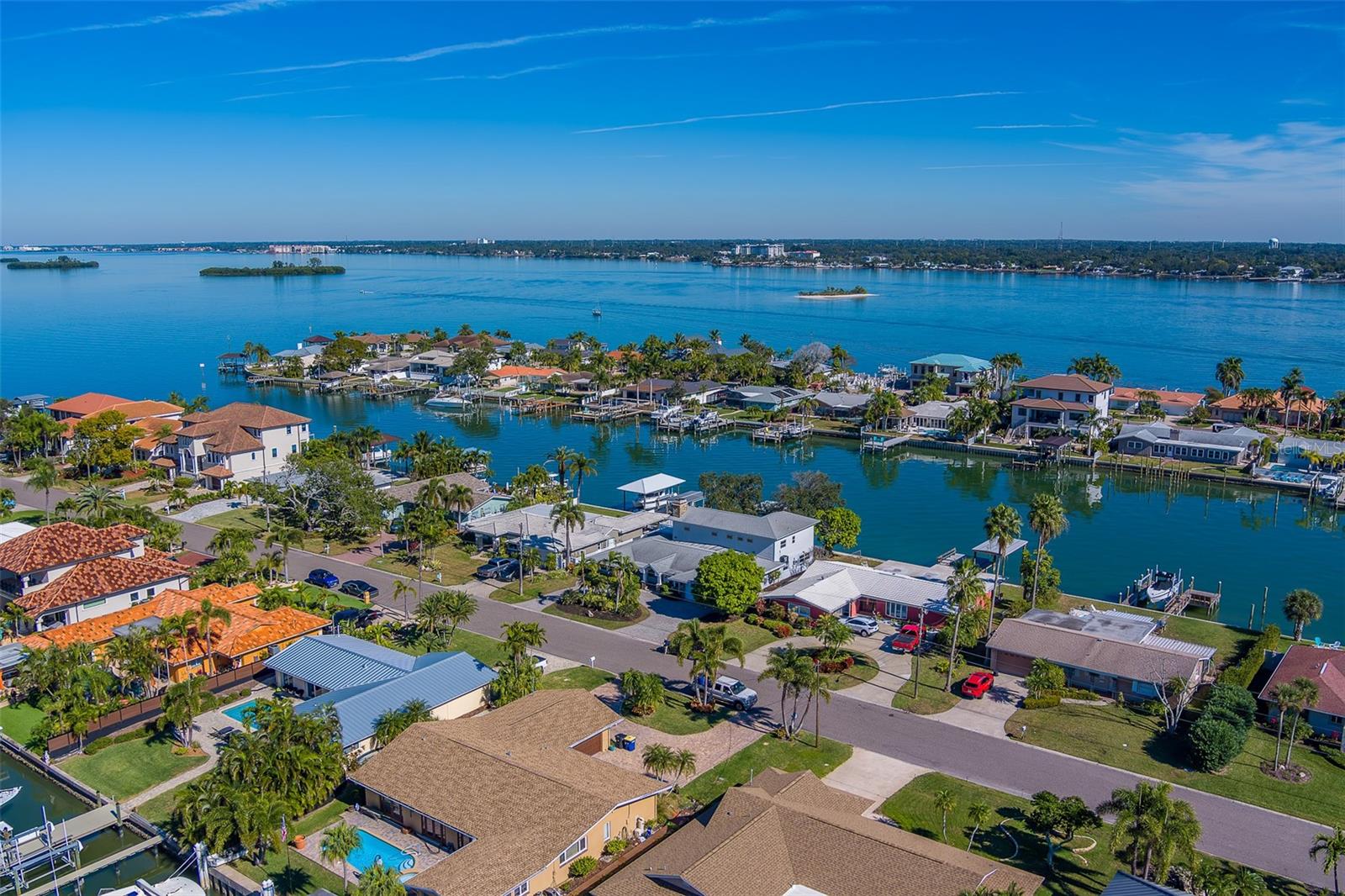 207 MIDWAY IS, CLEARWATER BEACH, FL — photo 67